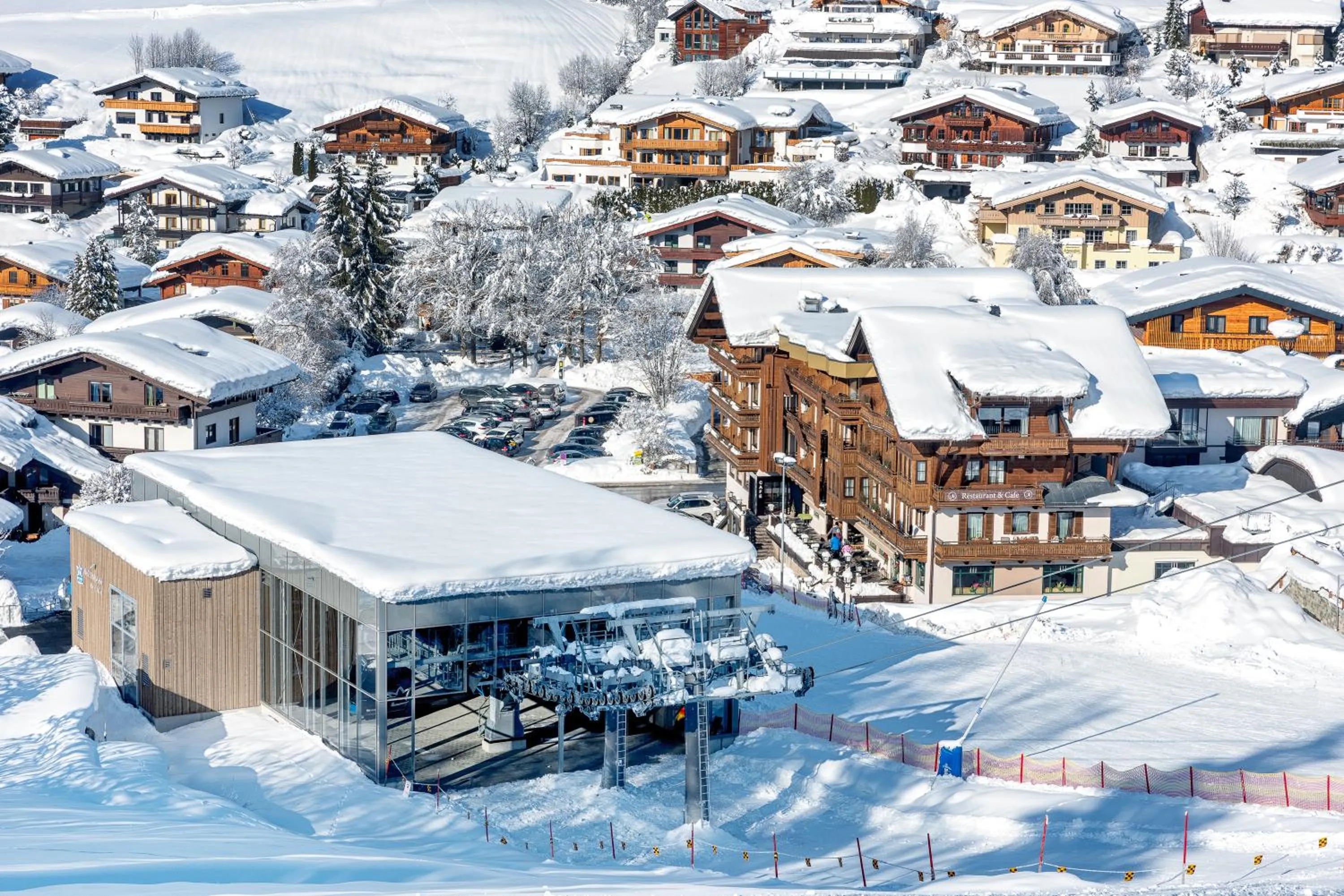 Property building in Hotel Niederreiter