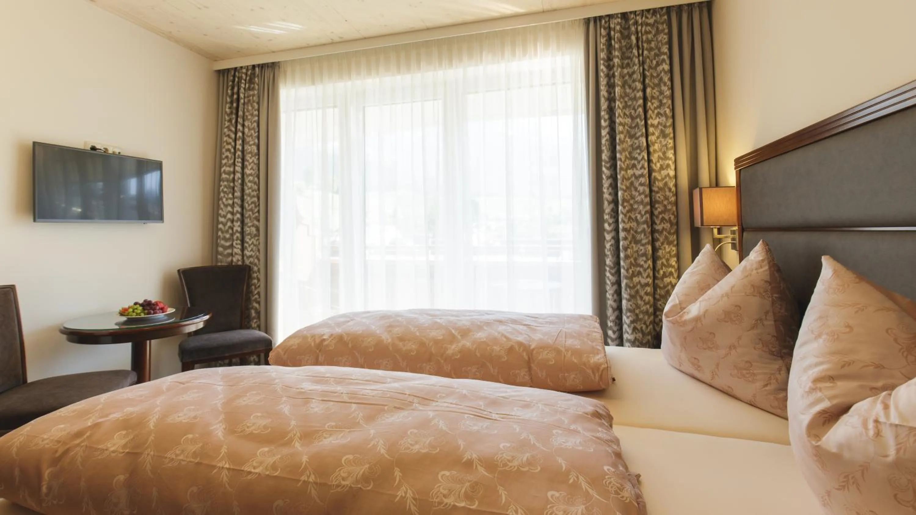 Photo of the whole room, Bed in Hotel Niederreiter