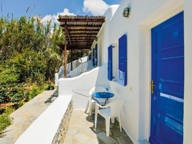 Anemos Hotel & Apartments