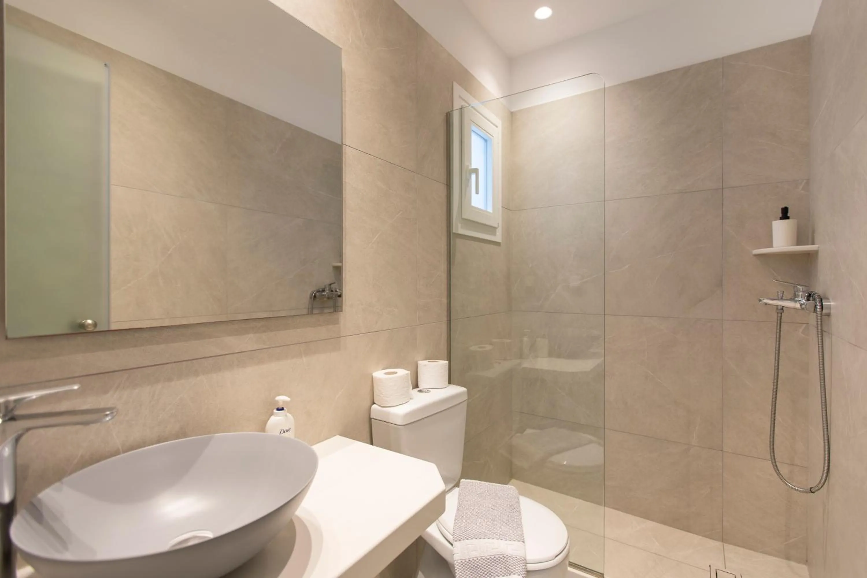 Anemos Hotel & Apartments