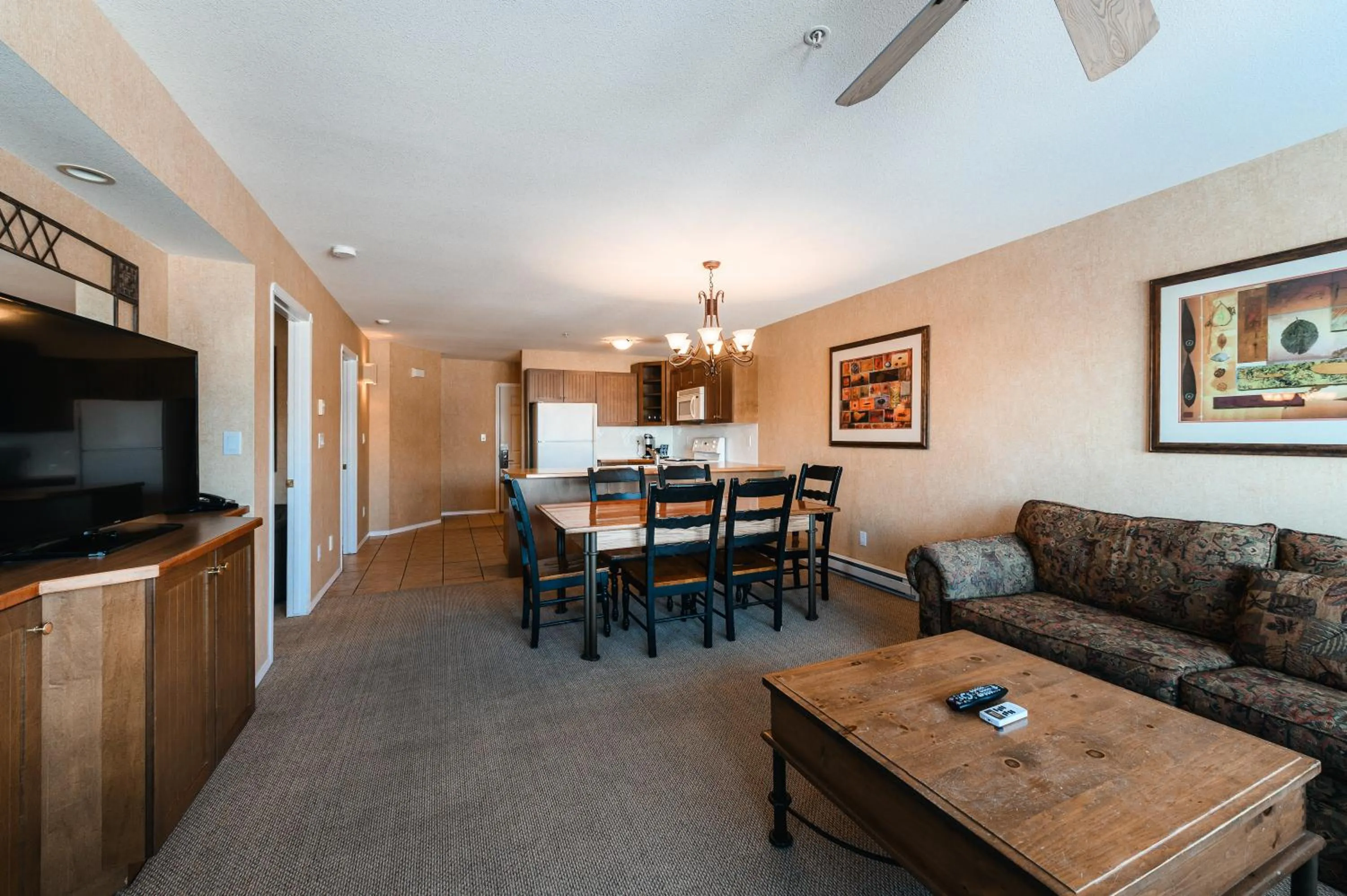 Mountain View Resort and Suites at Fairmont Hot Springs