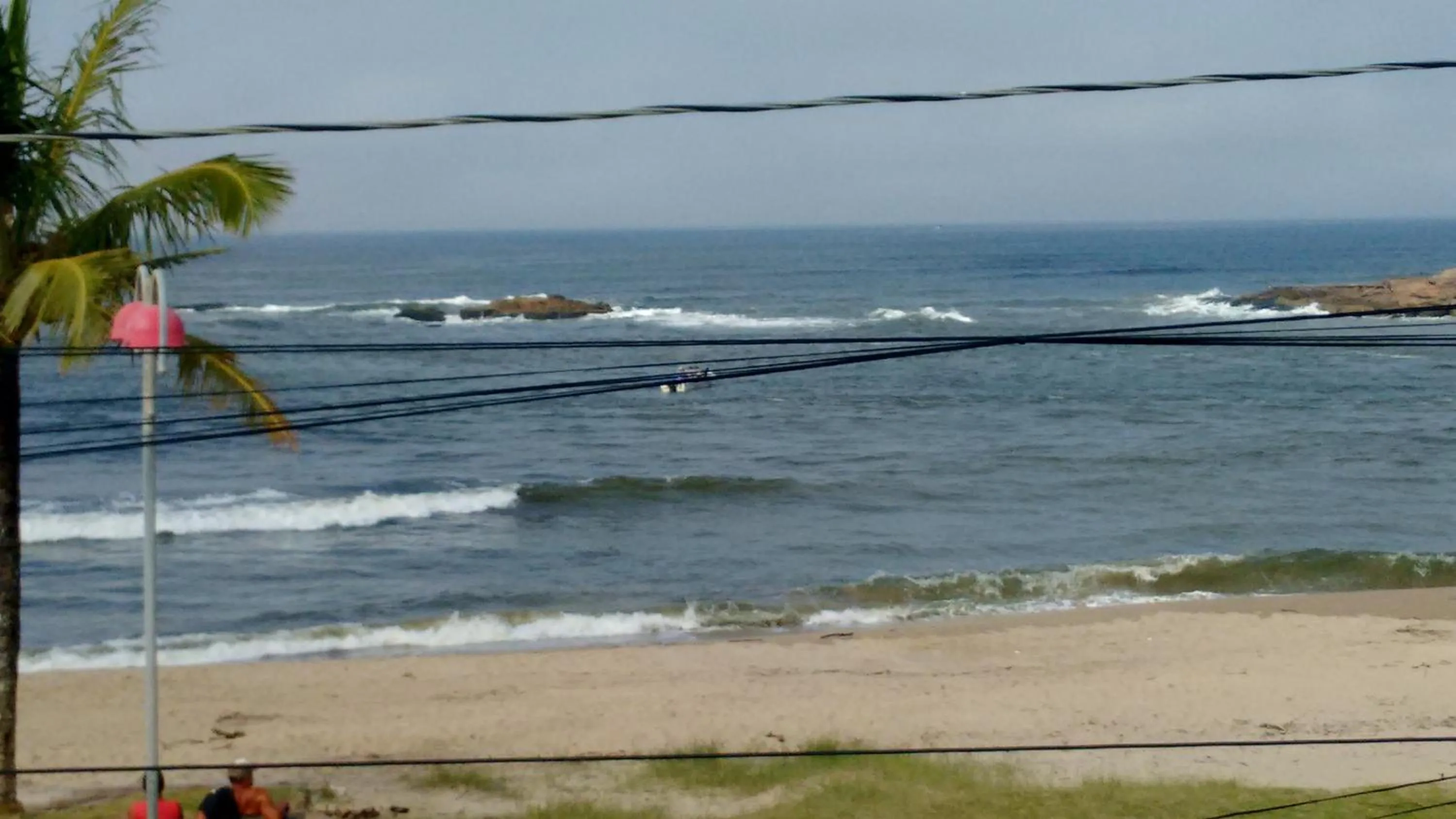 CASA - FRENTE PARA O MAR