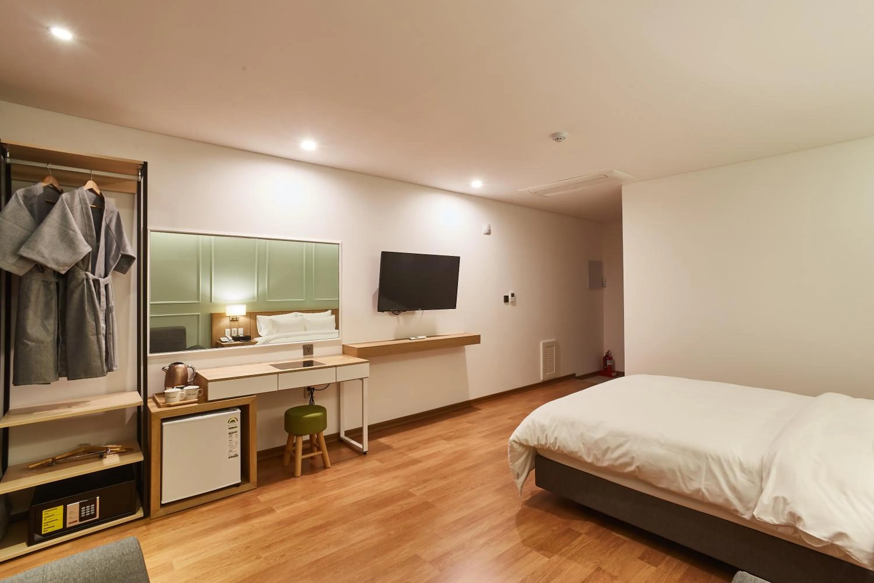 TV and multimedia, Bed in Hotel the maru