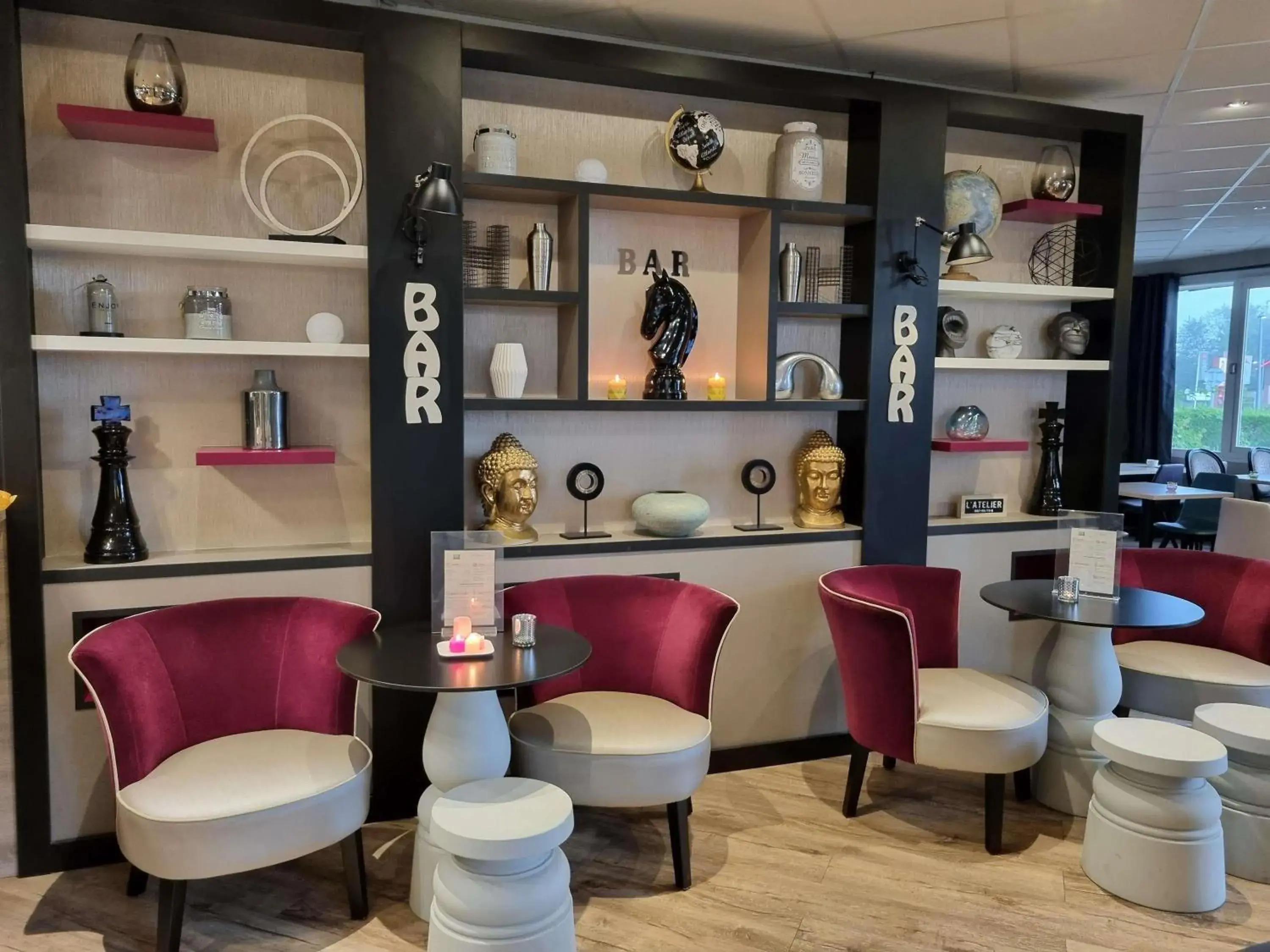 Lounge or bar in ibis Styles Rouen Nord-Barentin Lounge or bar in ibis Styles Rouen Nord-Barentin