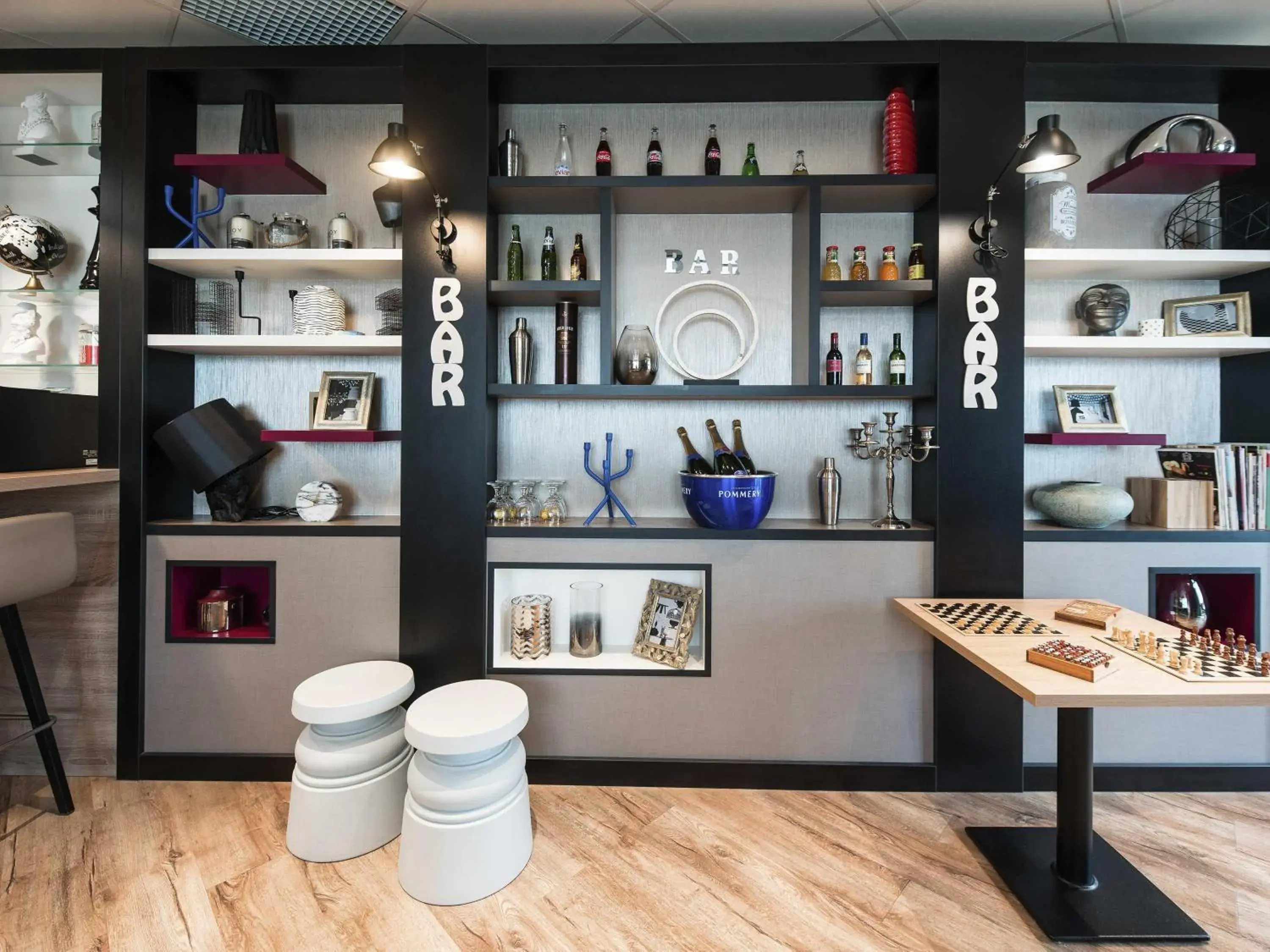 Lounge or bar in ibis Styles Rouen Nord-Barentin Lounge or bar in ibis Styles Rouen Nord-Barentin