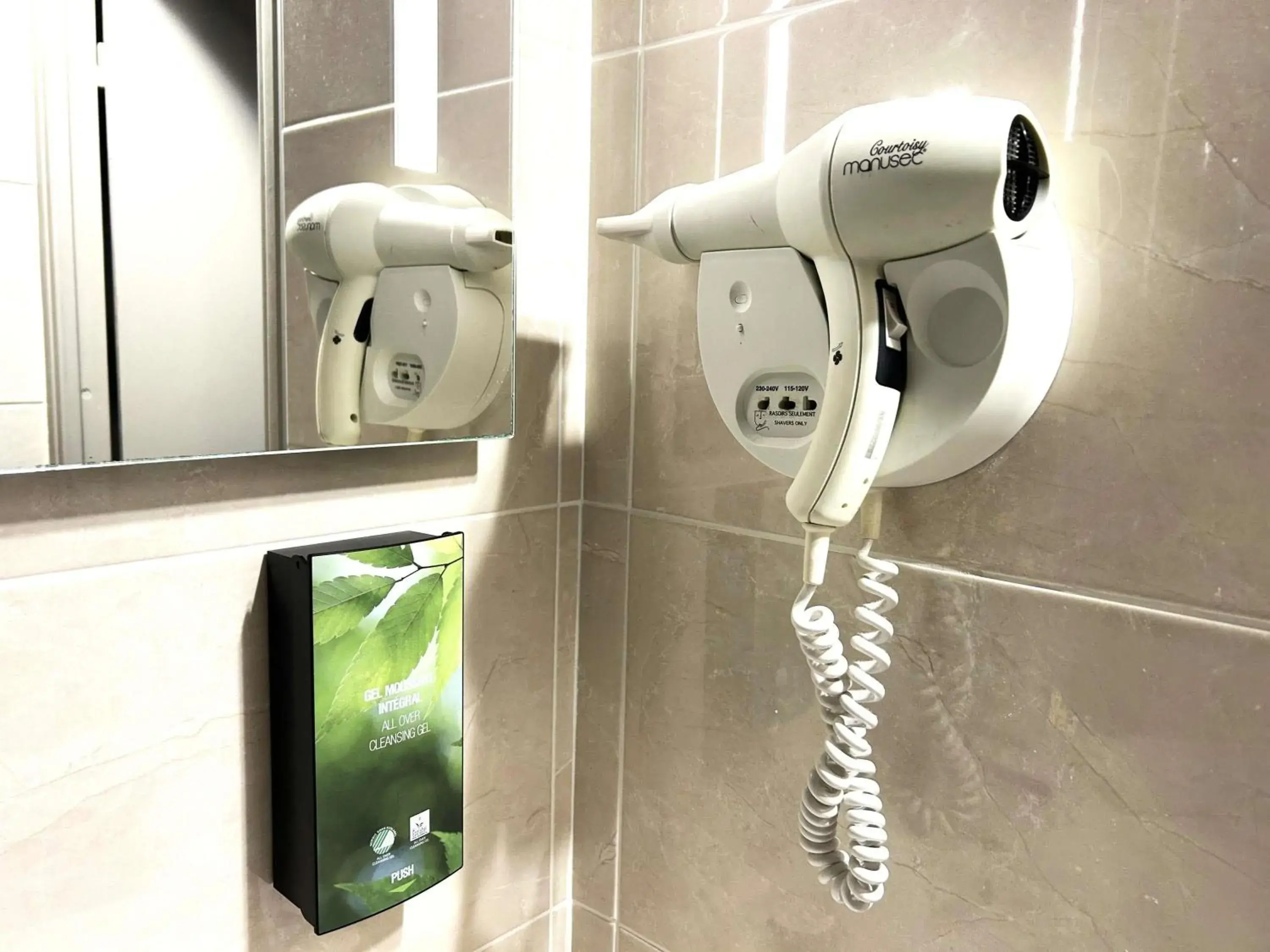 Bedroom in ibis Styles Rouen Nord-Barentin Bedroom in ibis Styles Rouen Nord-Barentin