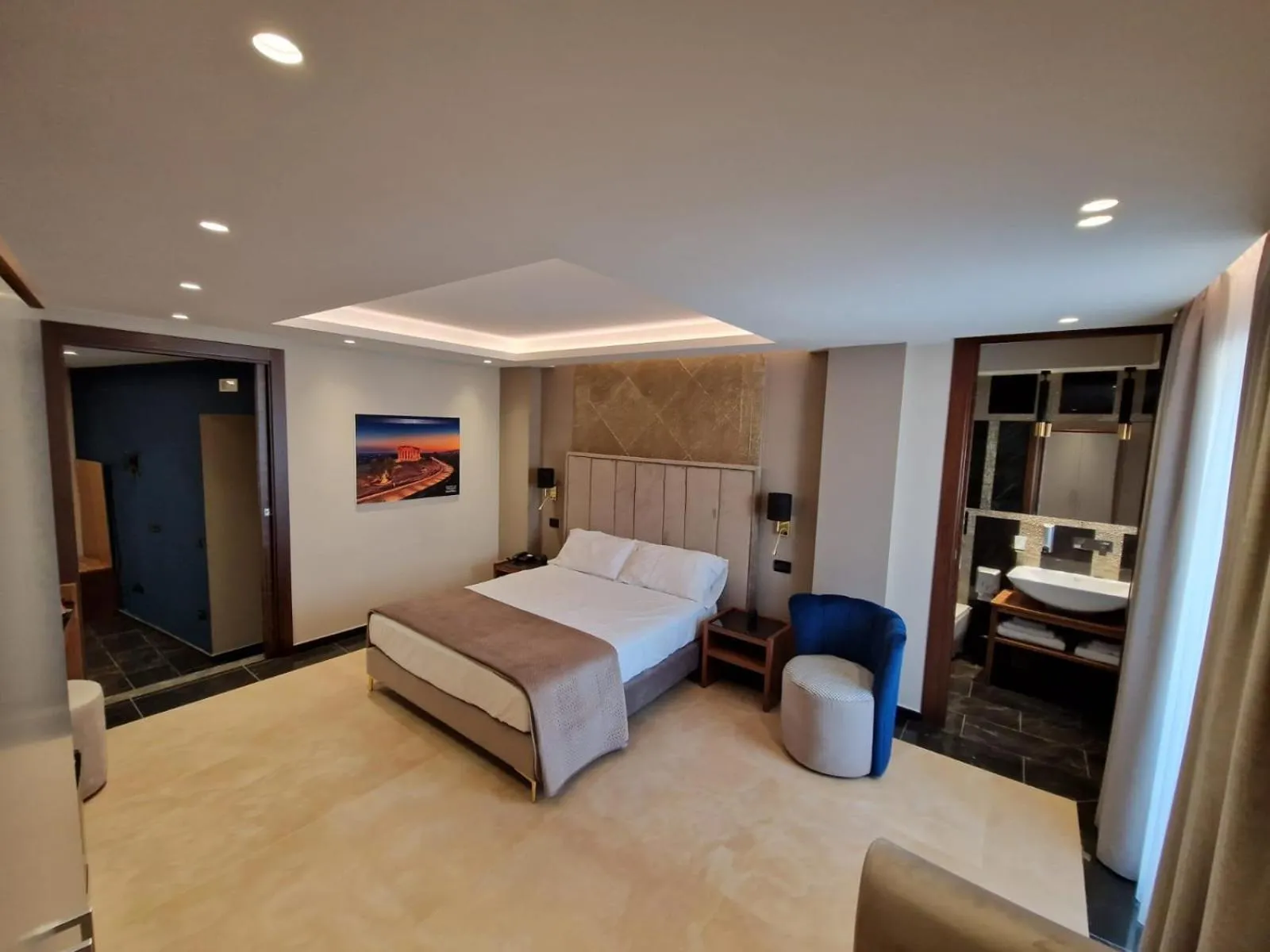 Bed in Beatus Suites And Rooms B&B