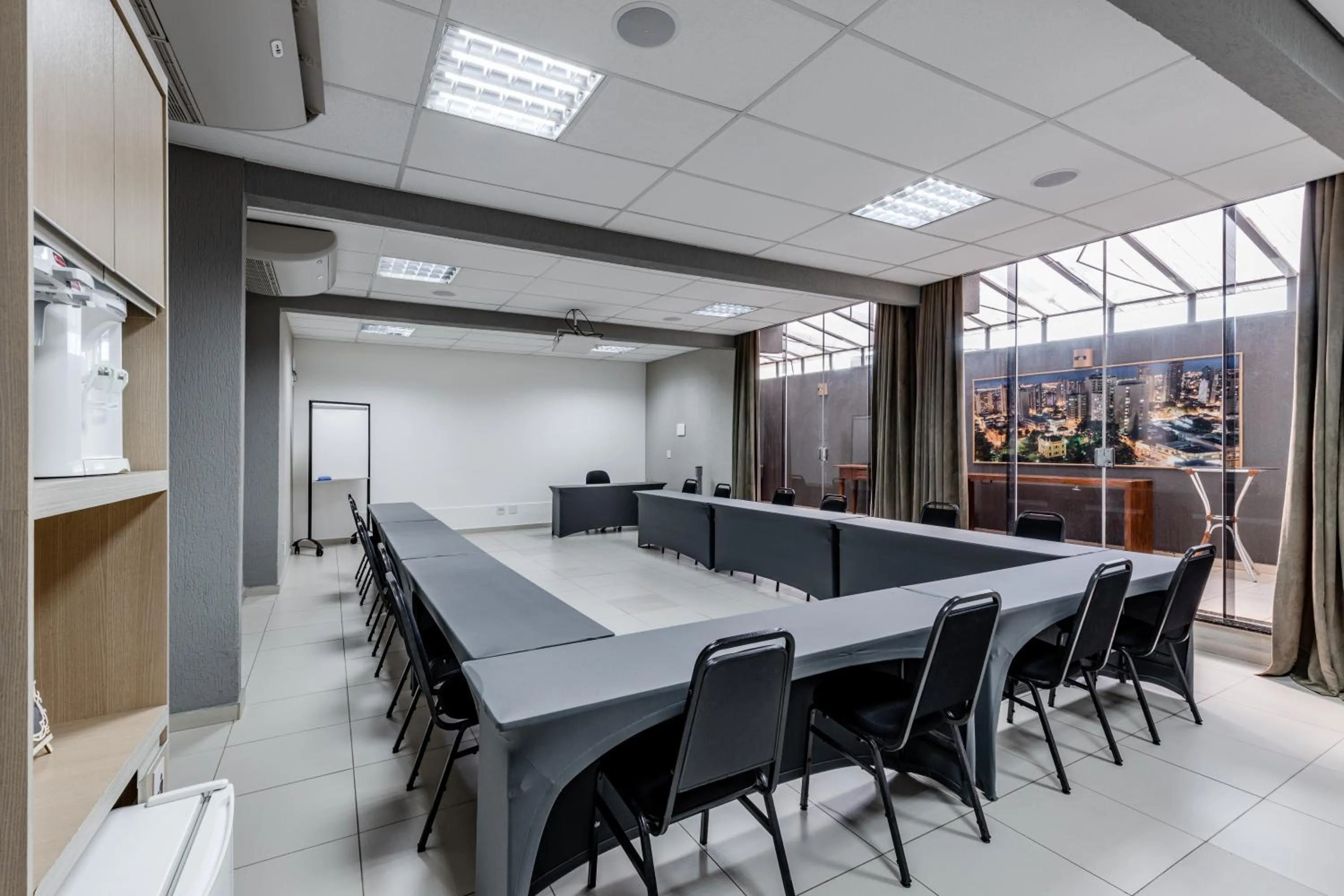 Meeting/conference room in Hotel Parati Minas