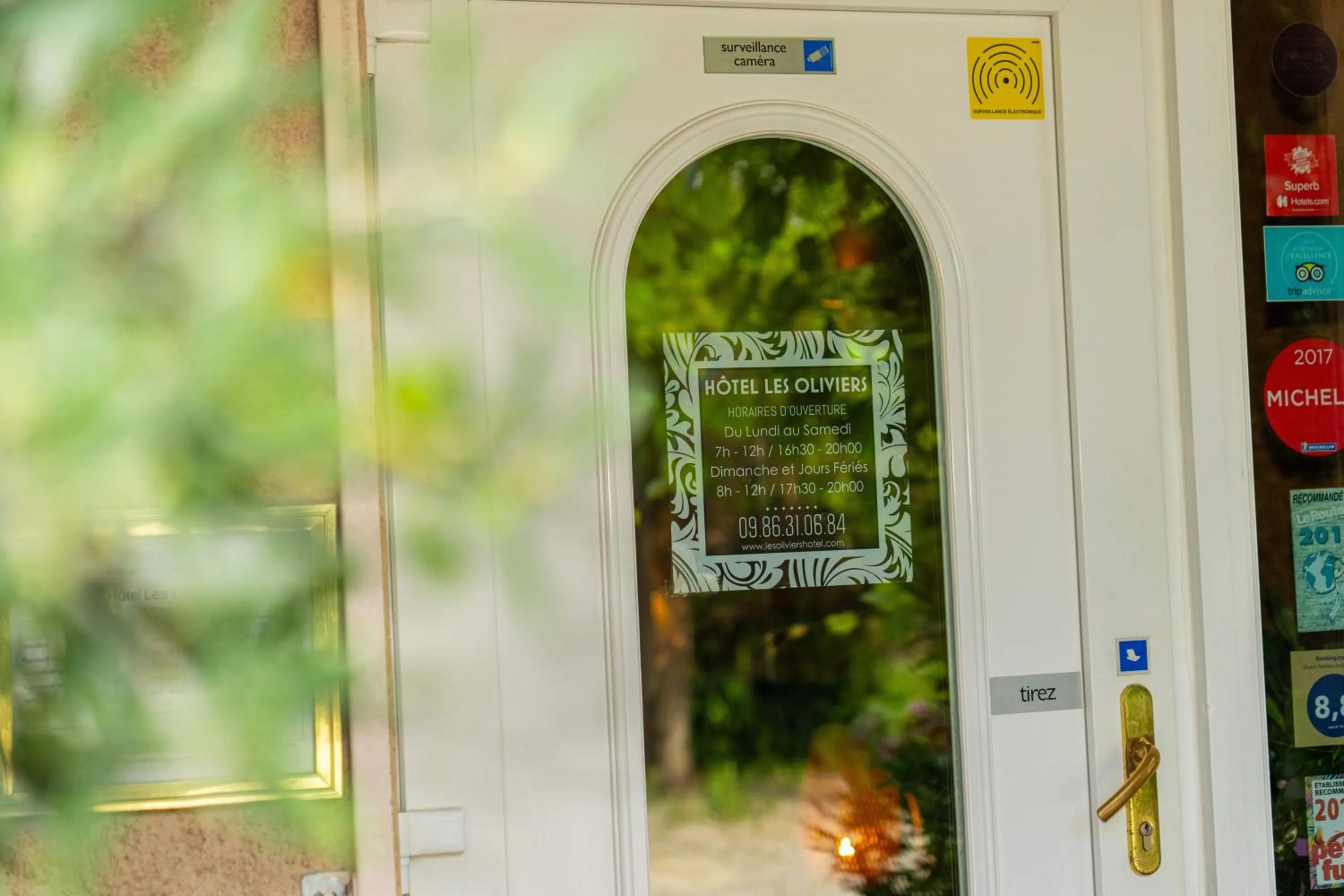 Property building in Hotel Les Oliviers