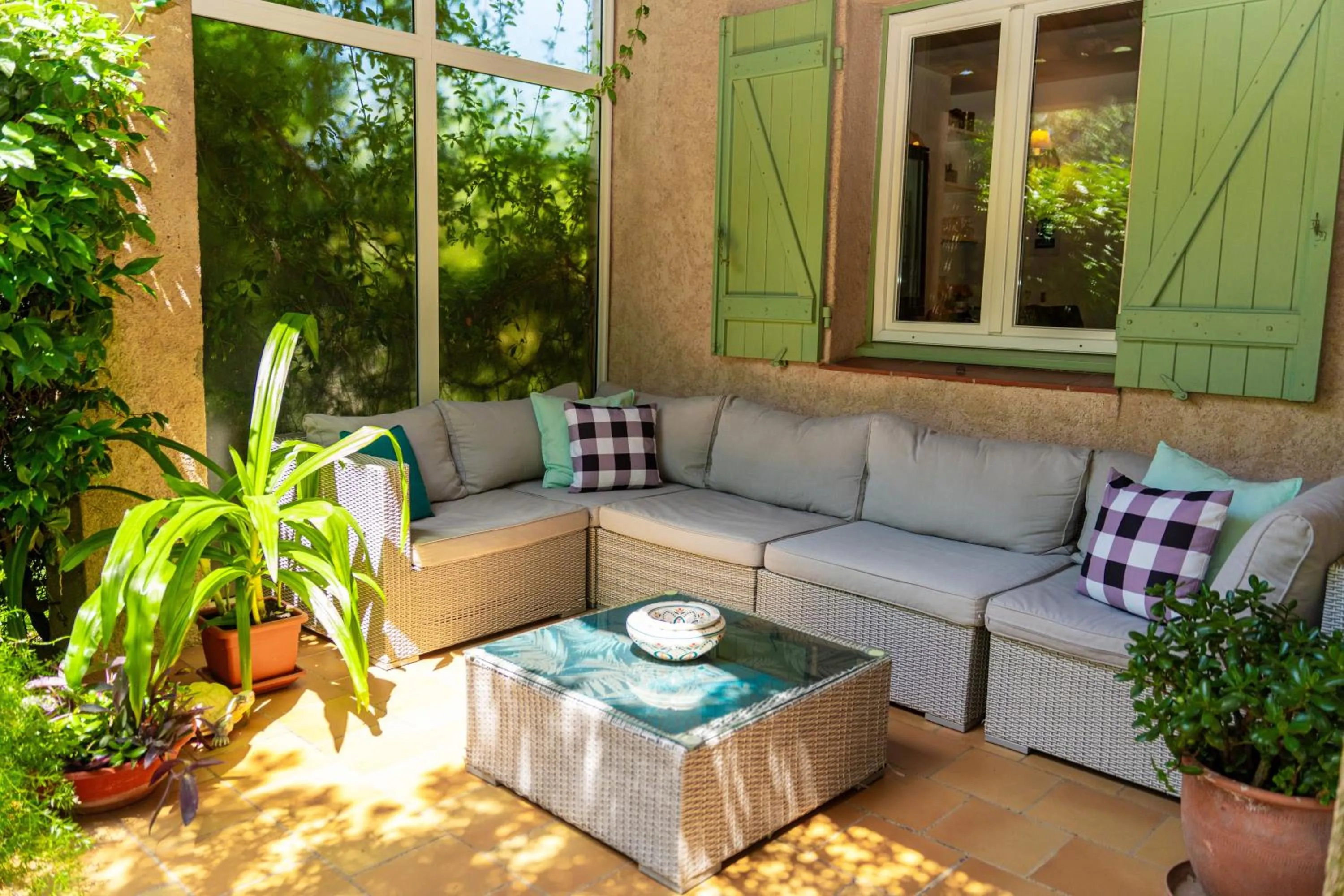 Patio in Hotel Les Oliviers