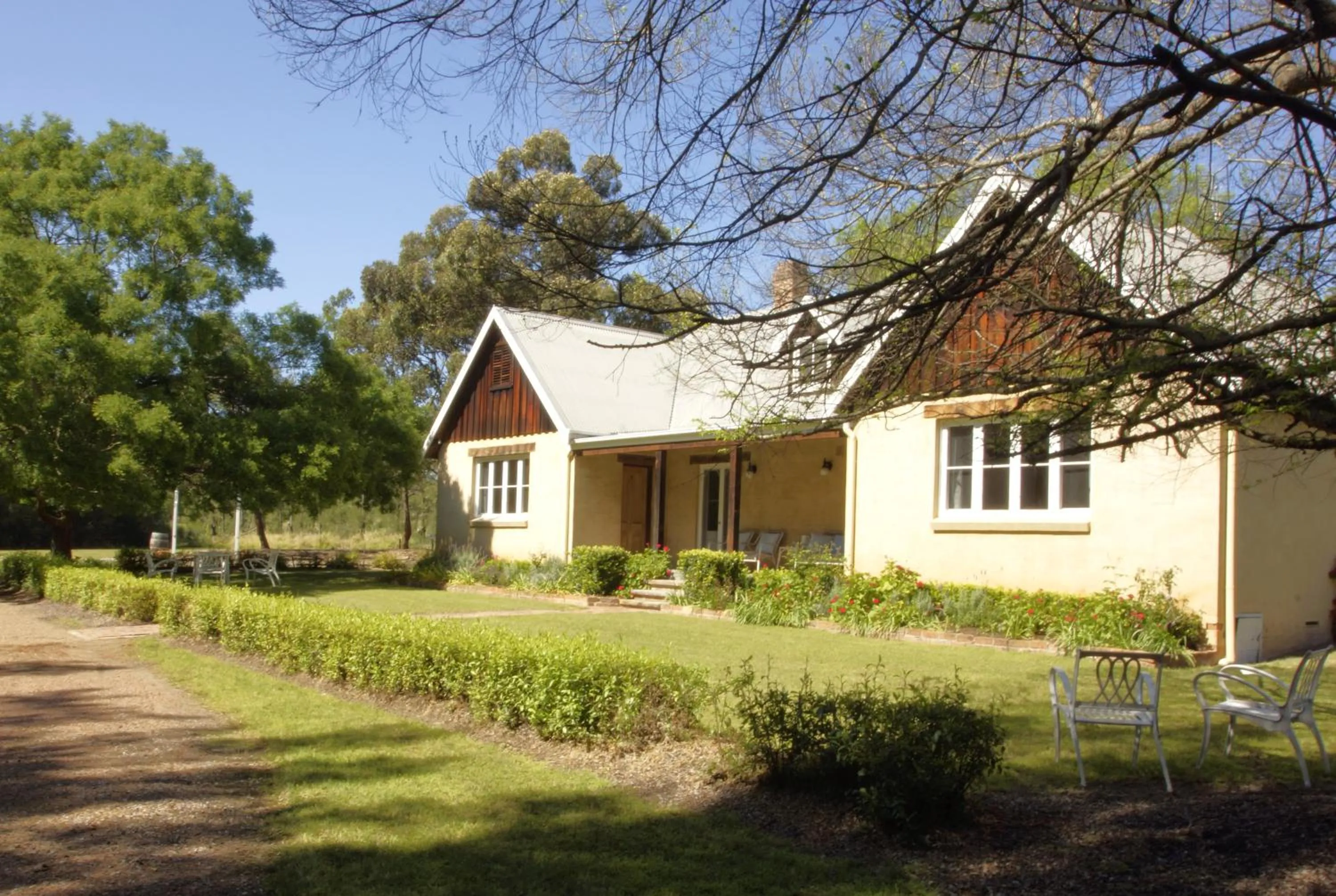 Property building in The Carriages Boutique Hotel and Vineyard