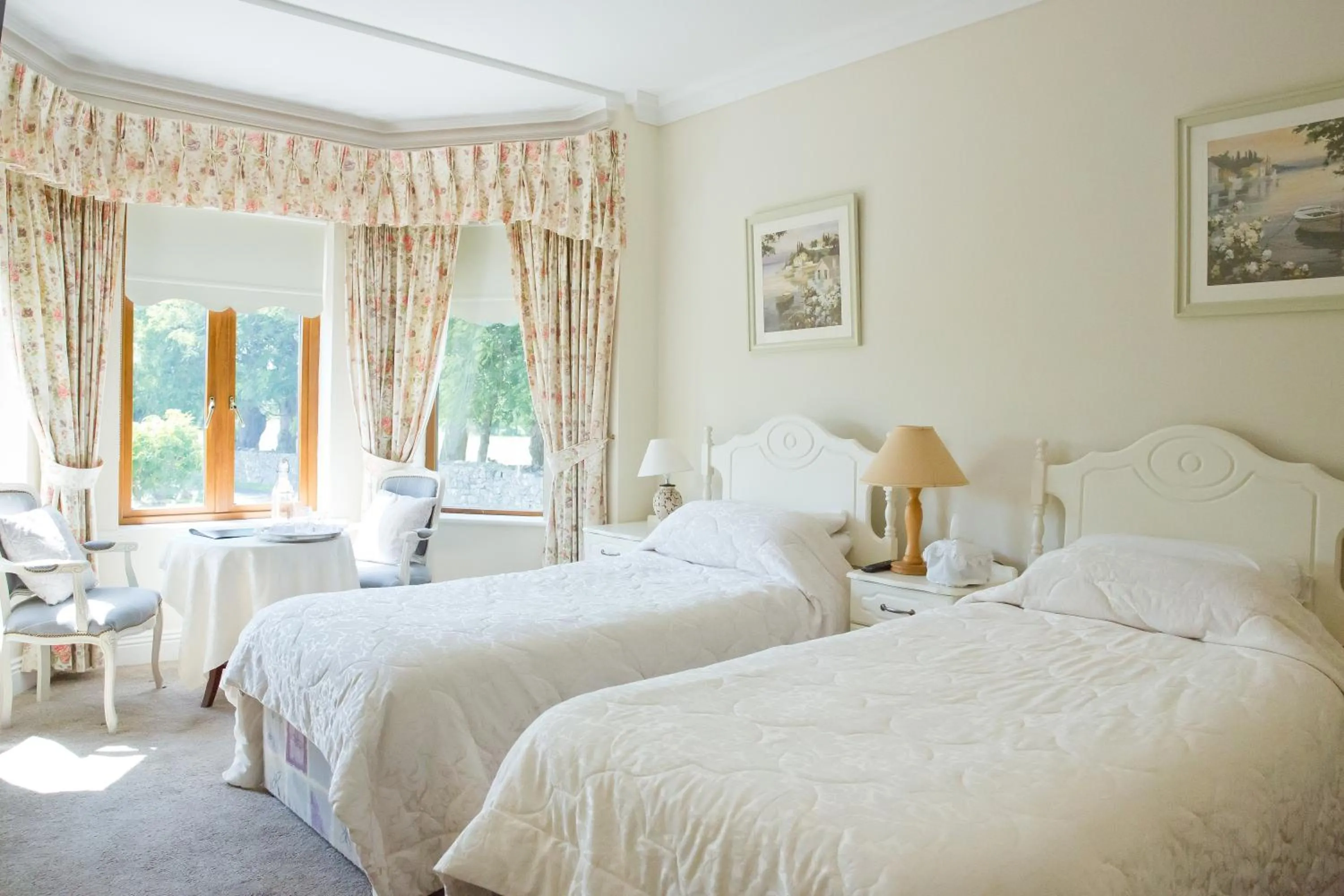 Bedroom, Bed in Cahergal Farmhouse B&B