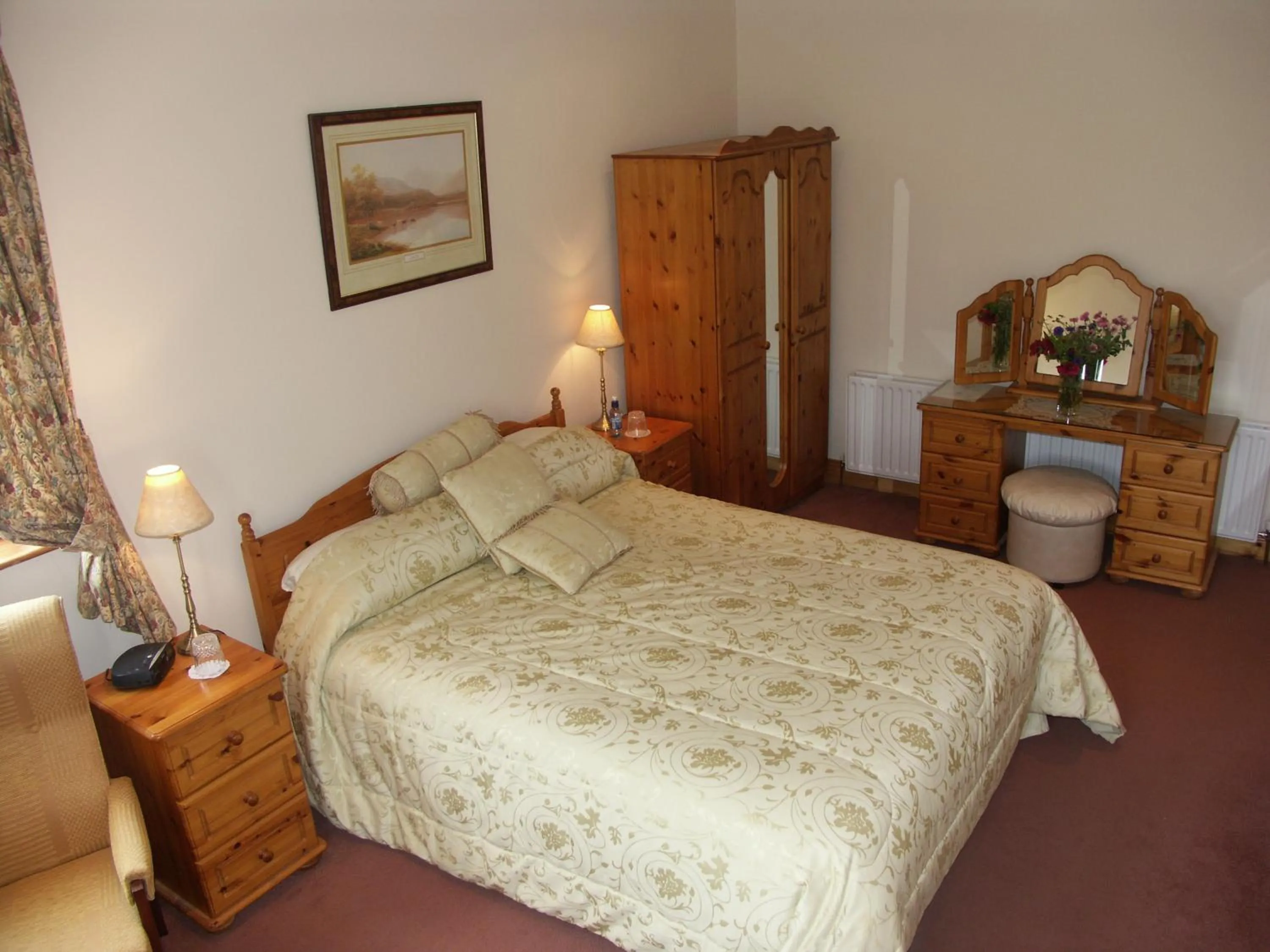 Photo of the whole room, Bed in Cahergal Farmhouse B&B