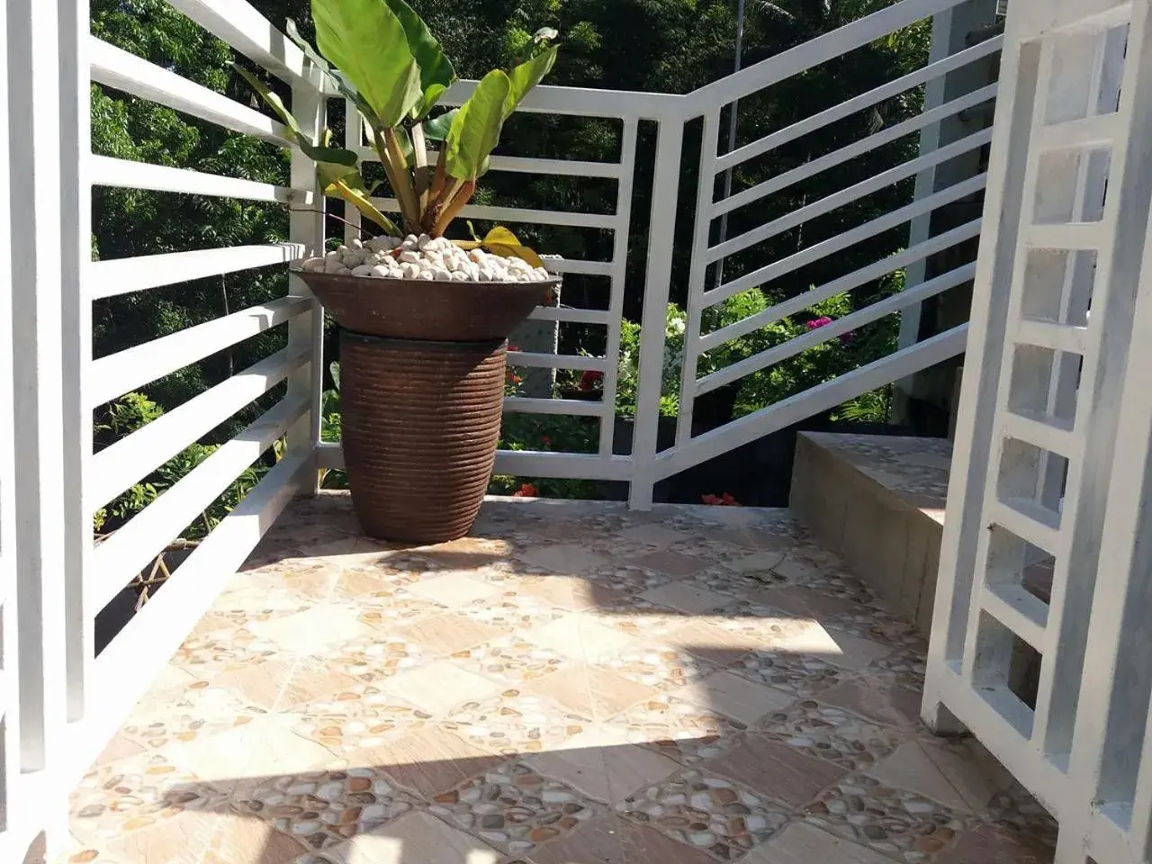 Budget Double Room in Villa Feliza Budget Double Room in Villa Feliza