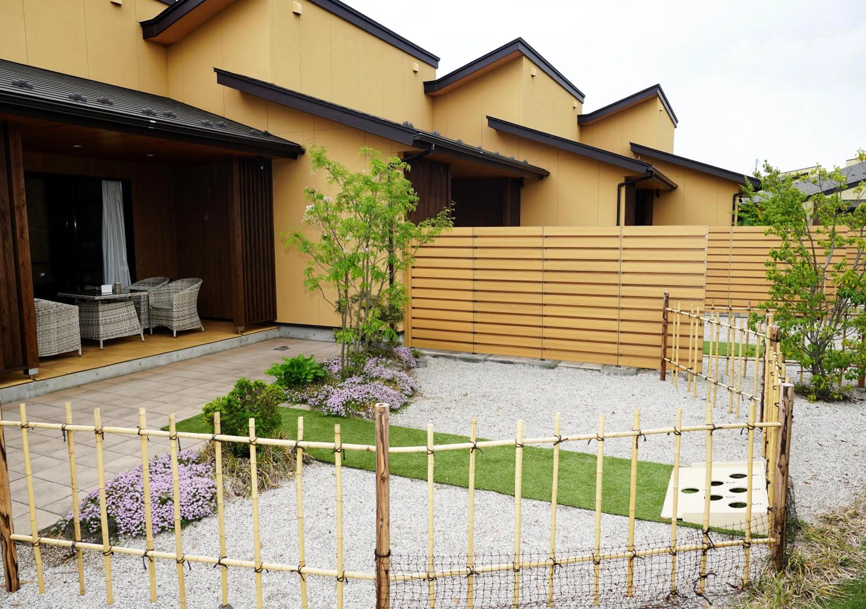 Property building in Hananoyado Yumefuji