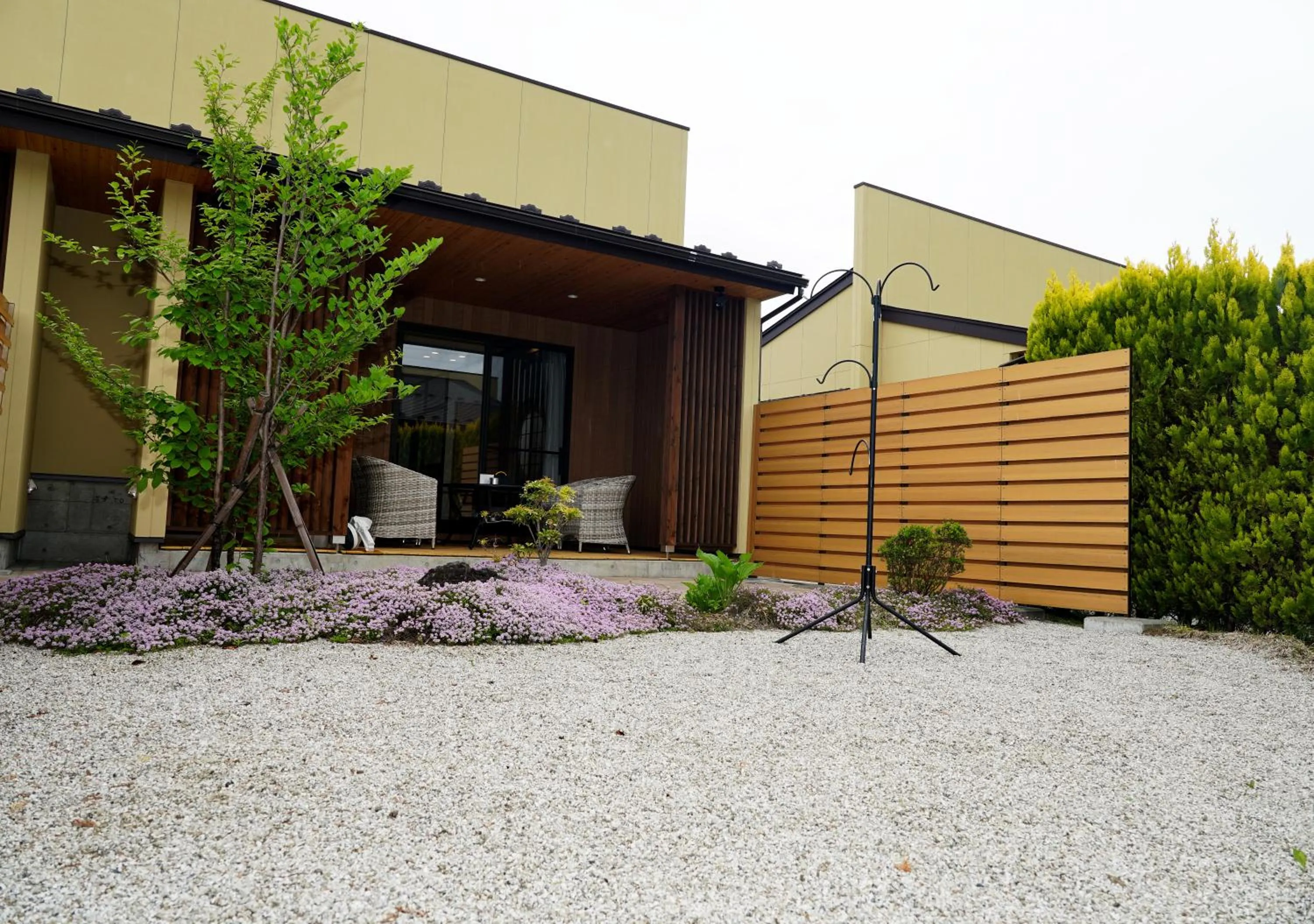 Property building in Hananoyado Yumefuji