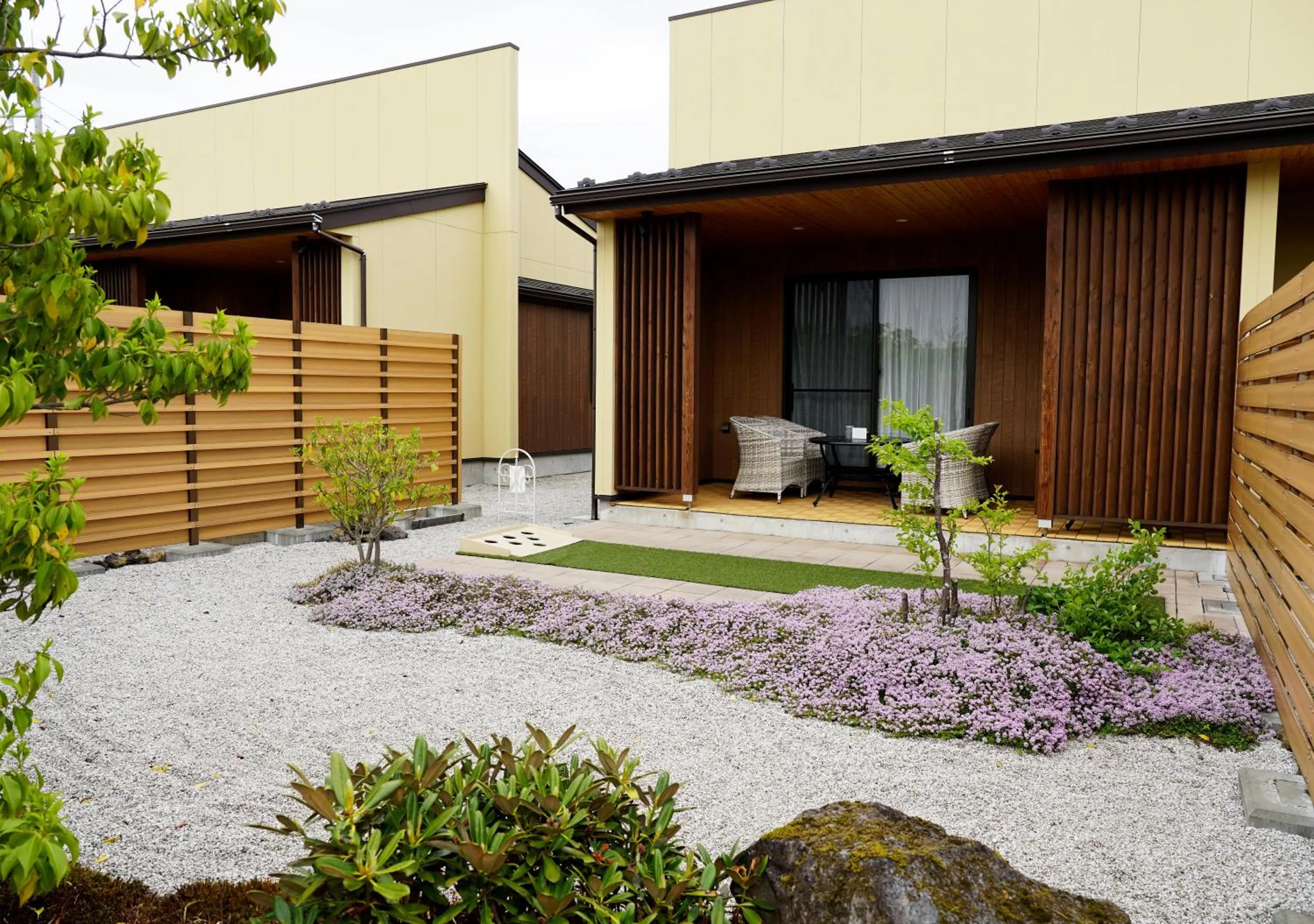 Property building in Hananoyado Yumefuji