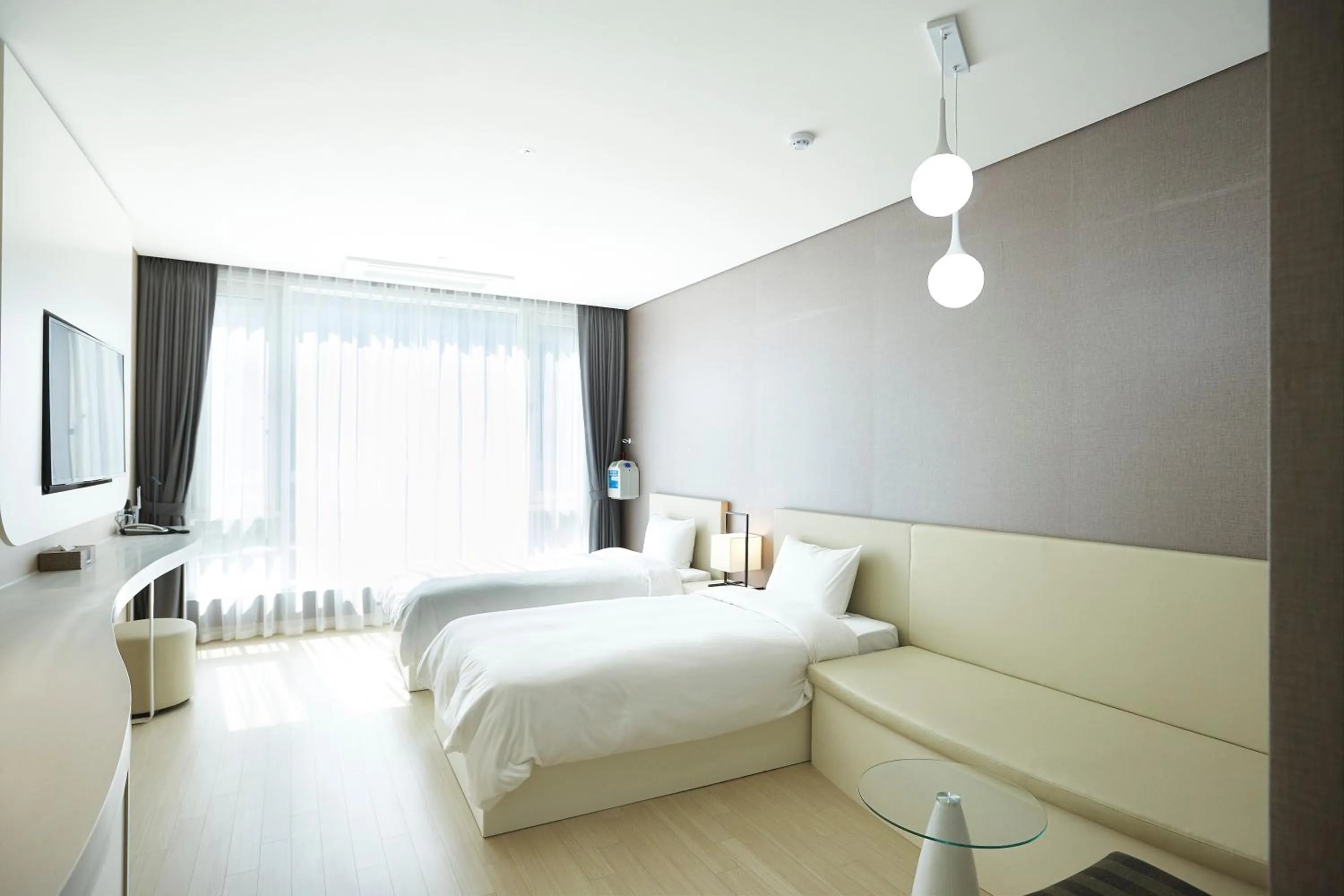 Bed in Pyeongchang The White Hotel