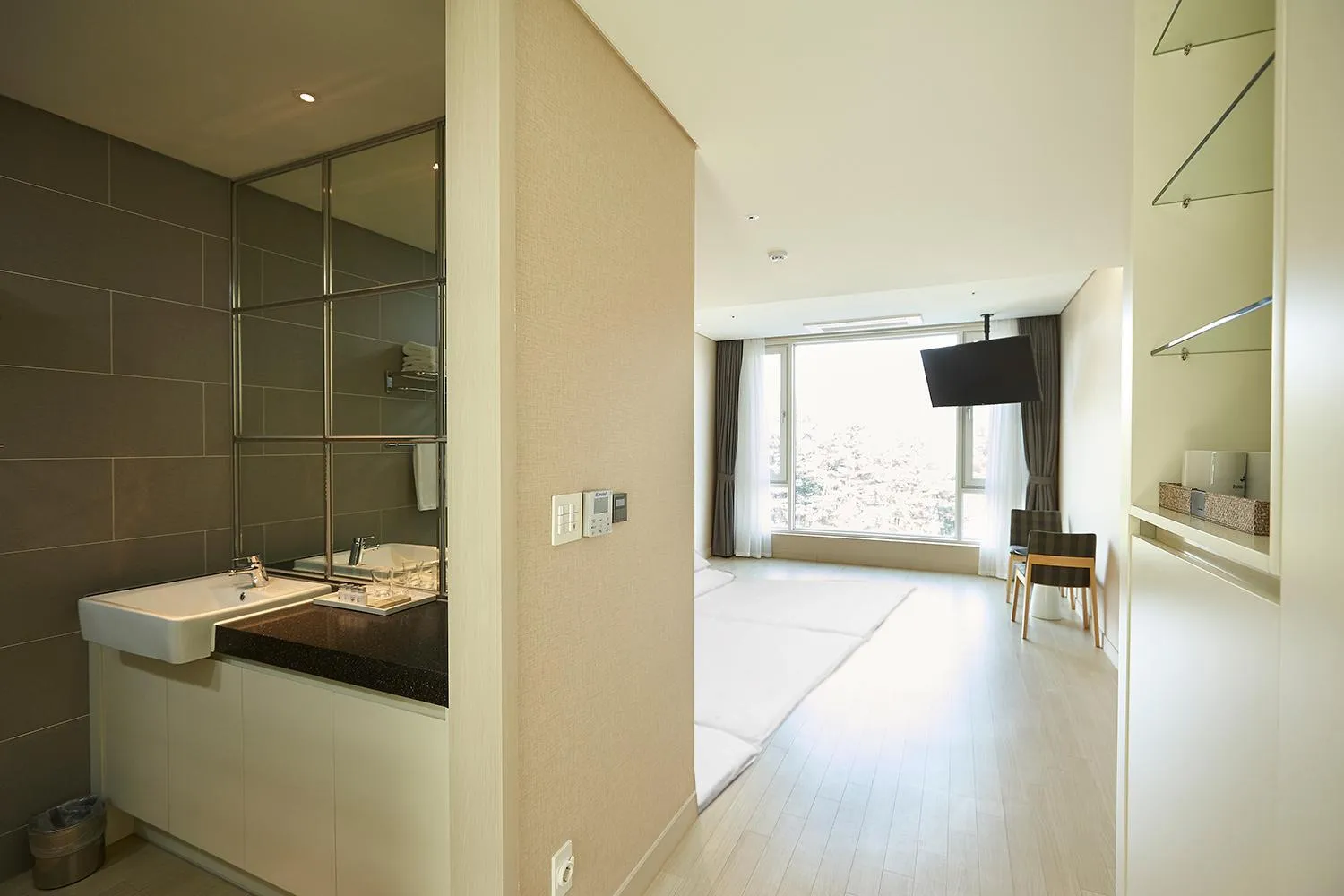 Pyeongchang The White Hotel