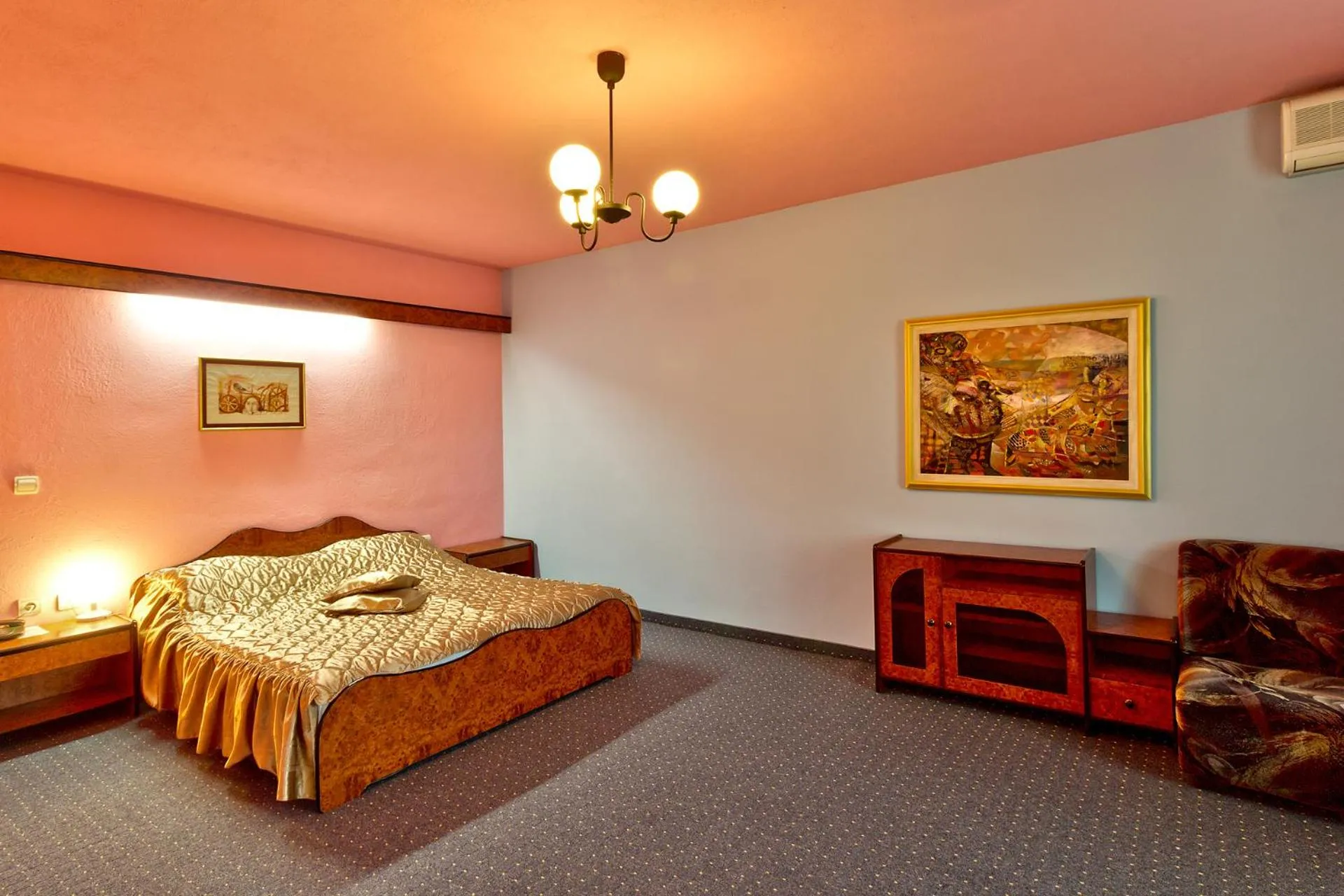 Family Hotel Gabrovo