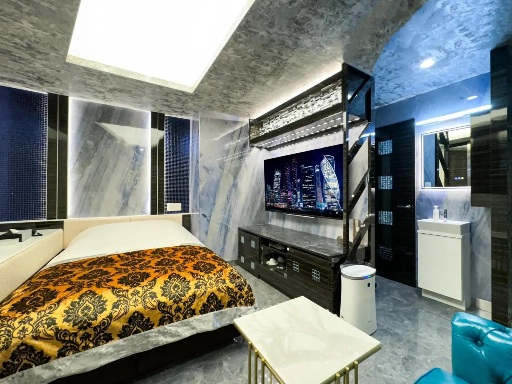 Bed in Hotel Century Bed in Hotel Century