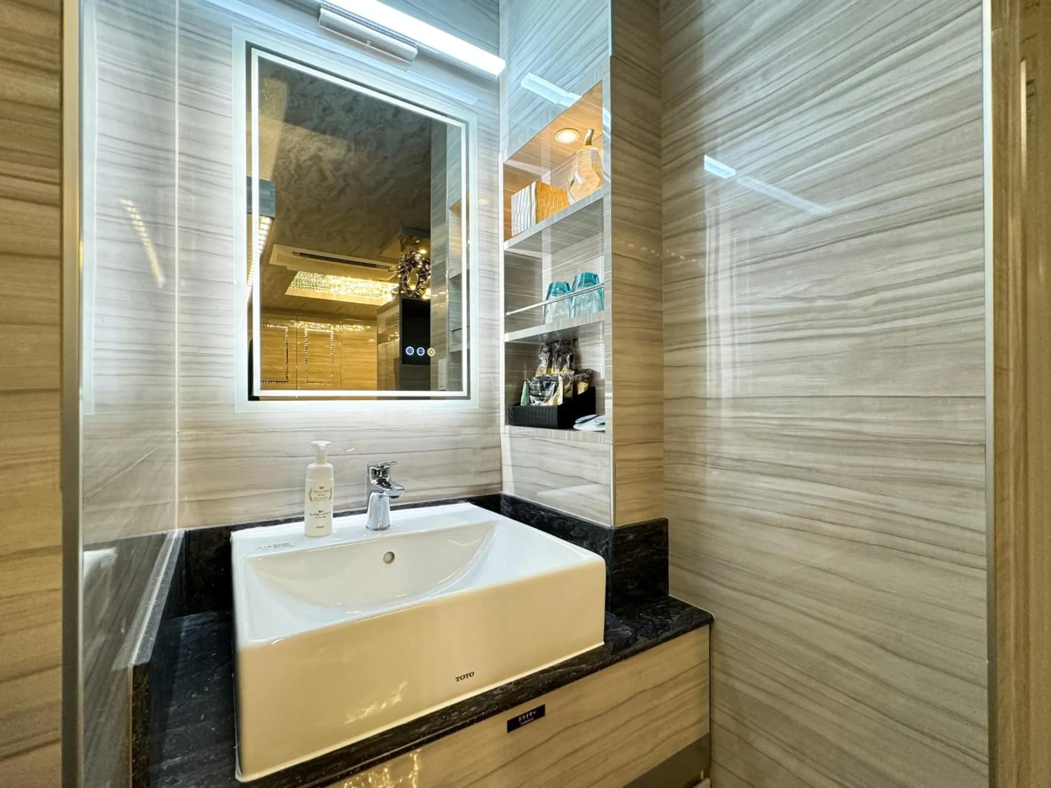 Bathroom in Hotel Century