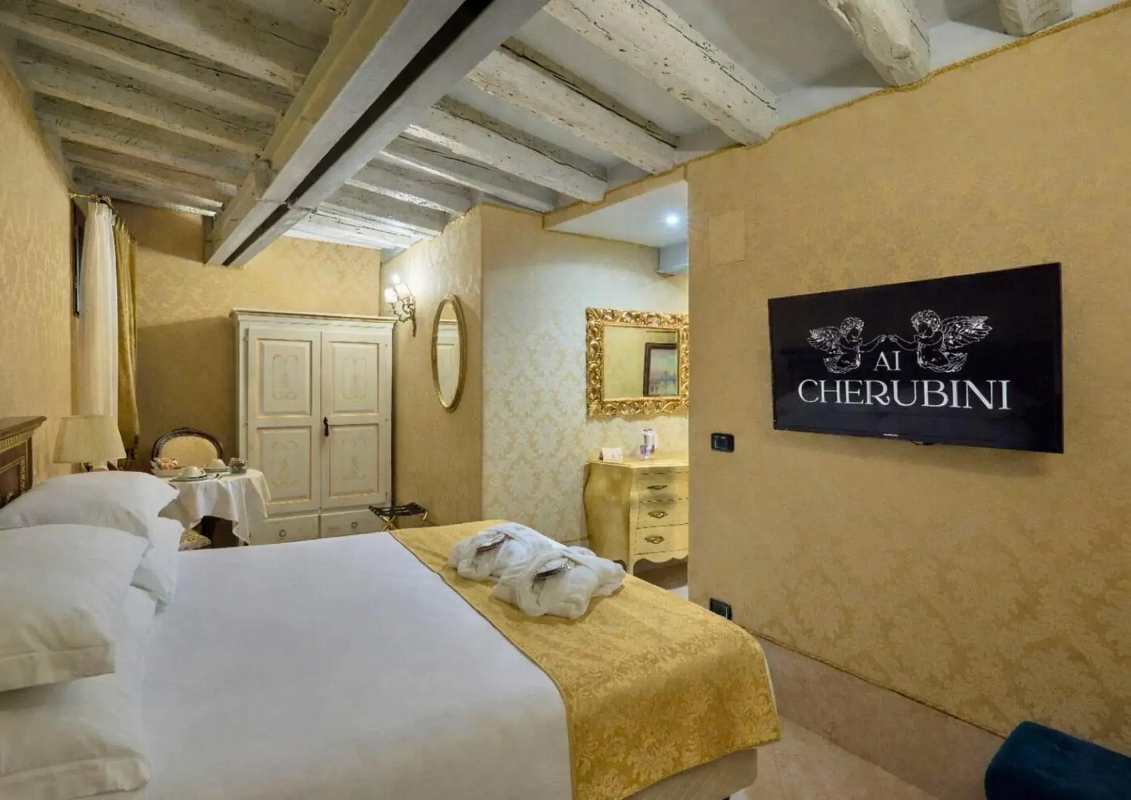 Bedroom, Bed in Ai Cherubini Bedroom, Bed in Ai Cherubini