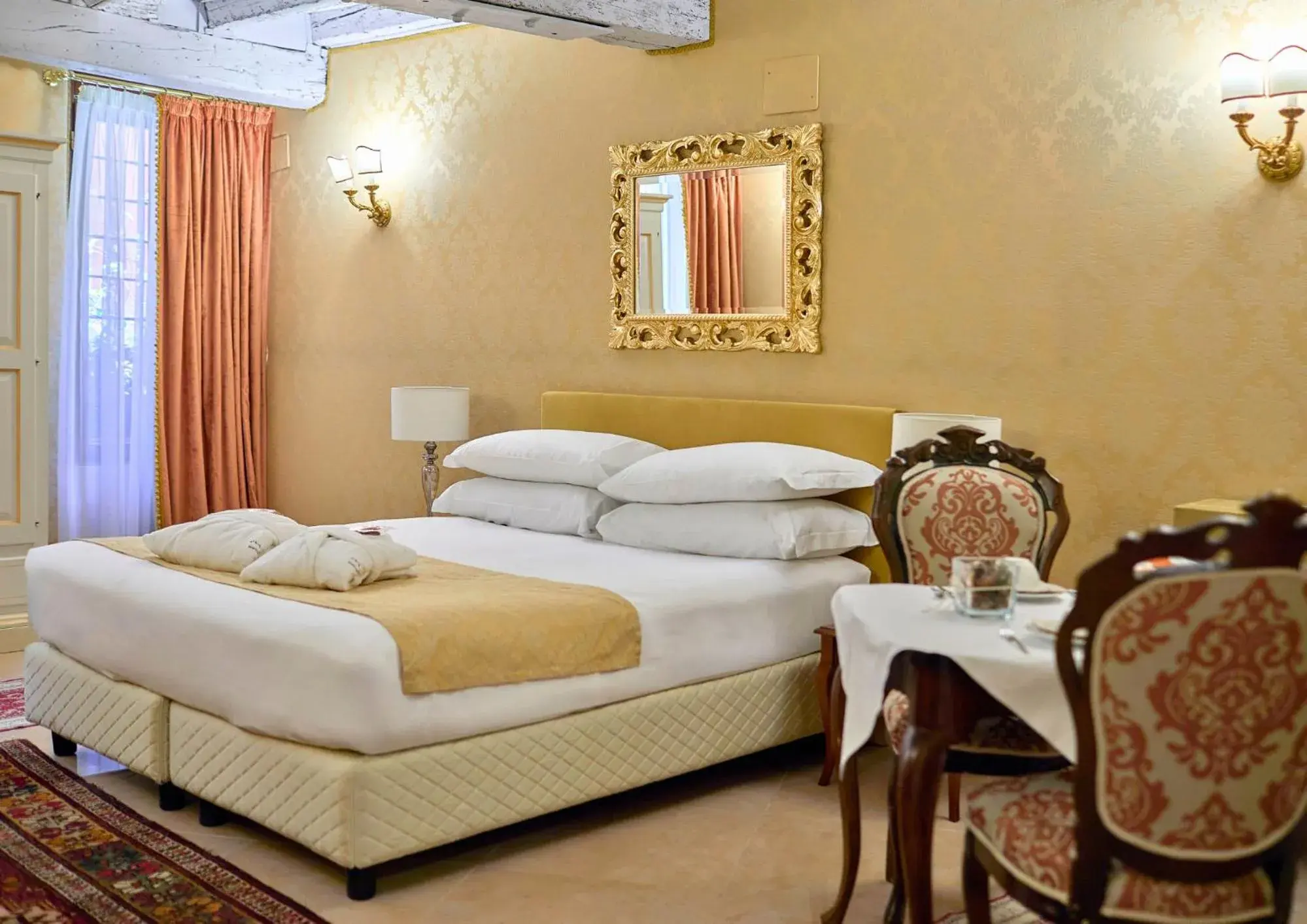 Bedroom, Bed in Ai Cherubini Bedroom, Bed in Ai Cherubini