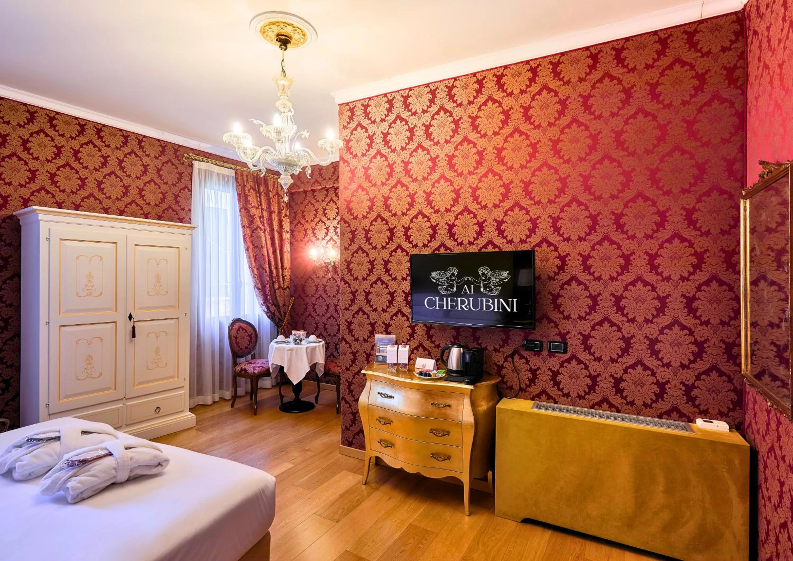 Bedroom, Bed in Ai Cherubini