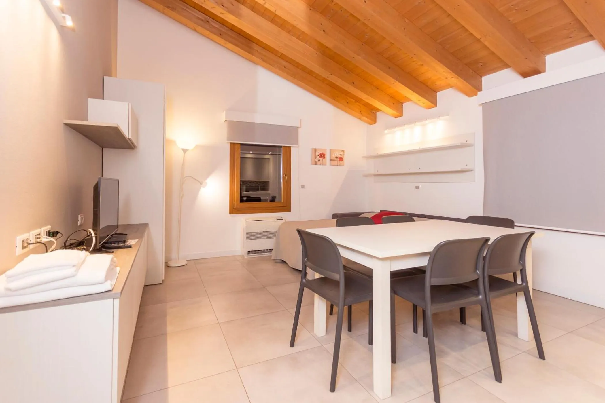 Hotel Ristorante Cigno - Camere and Aparthotel