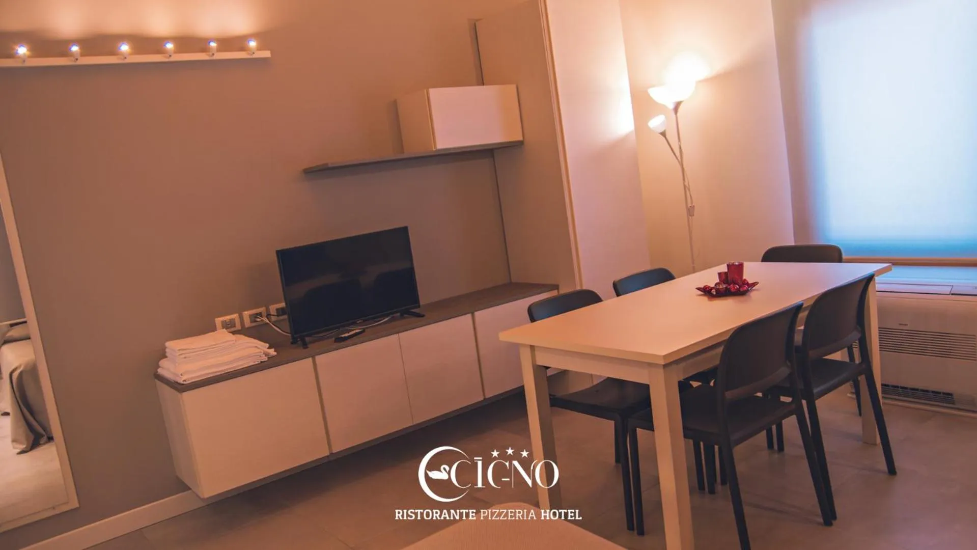 Hotel Ristorante Cigno - Camere and Aparthotel