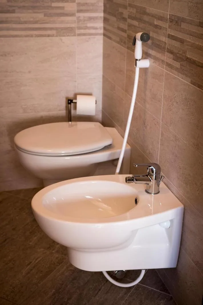 Hotel Ristorante Cigno - Camere and Aparthotel