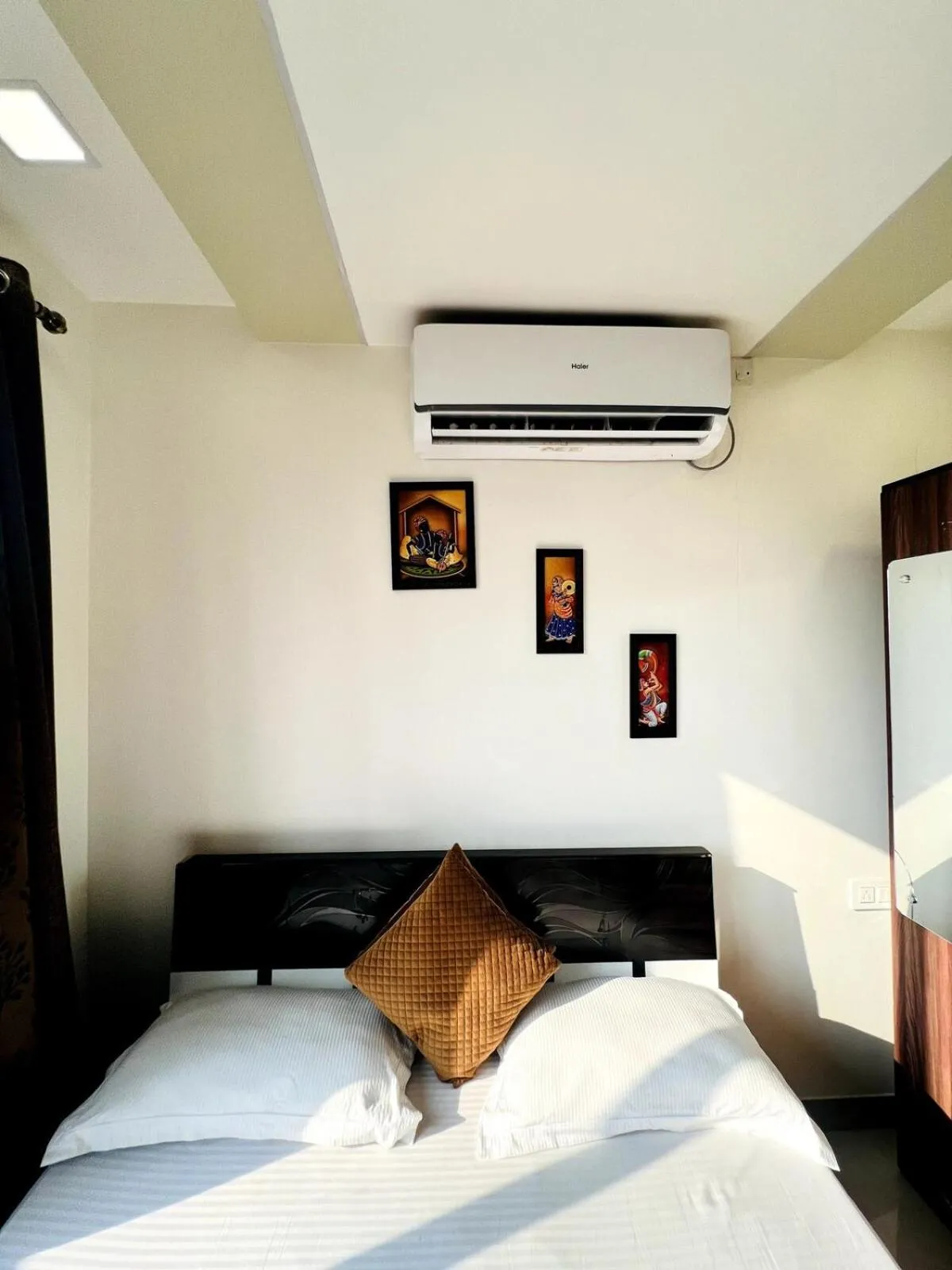 Bedroom, Bed in Pinaki Comfort Stay