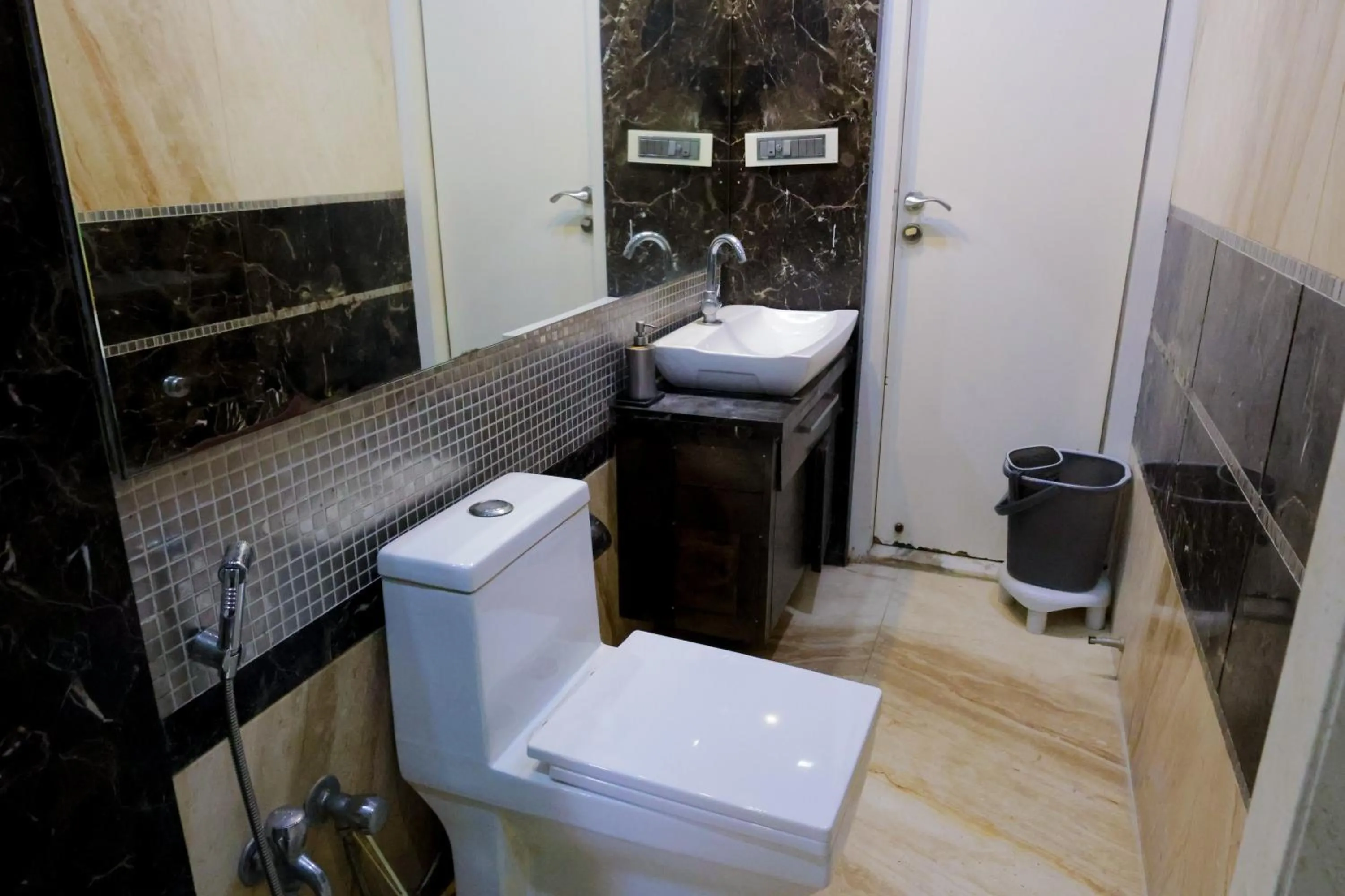 Bathroom in Pinaki Comfort Stay