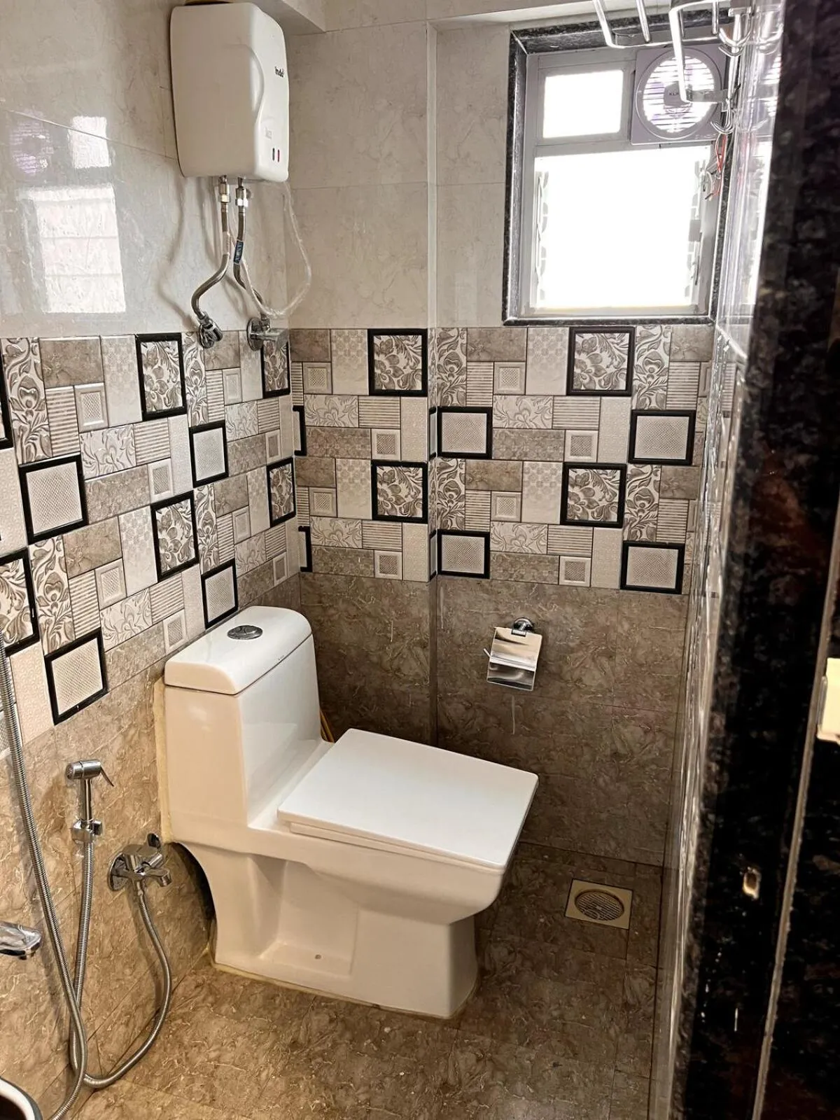 Bathroom in Pinaki Comfort Stay