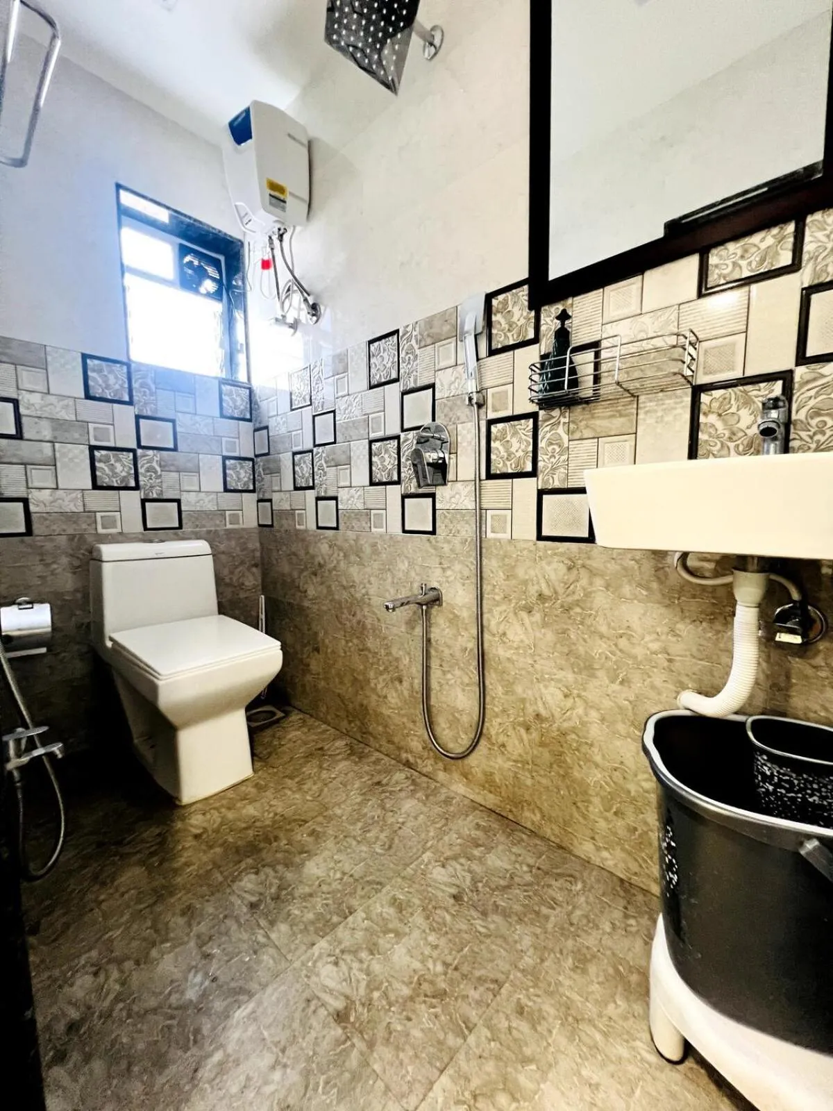 Bathroom in Pinaki Comfort Stay