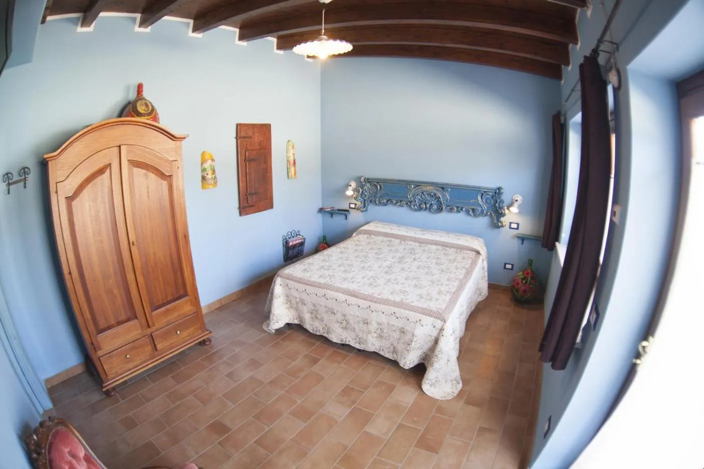 Double Room with Private Bathroom - single occupancy in Giuggiolando