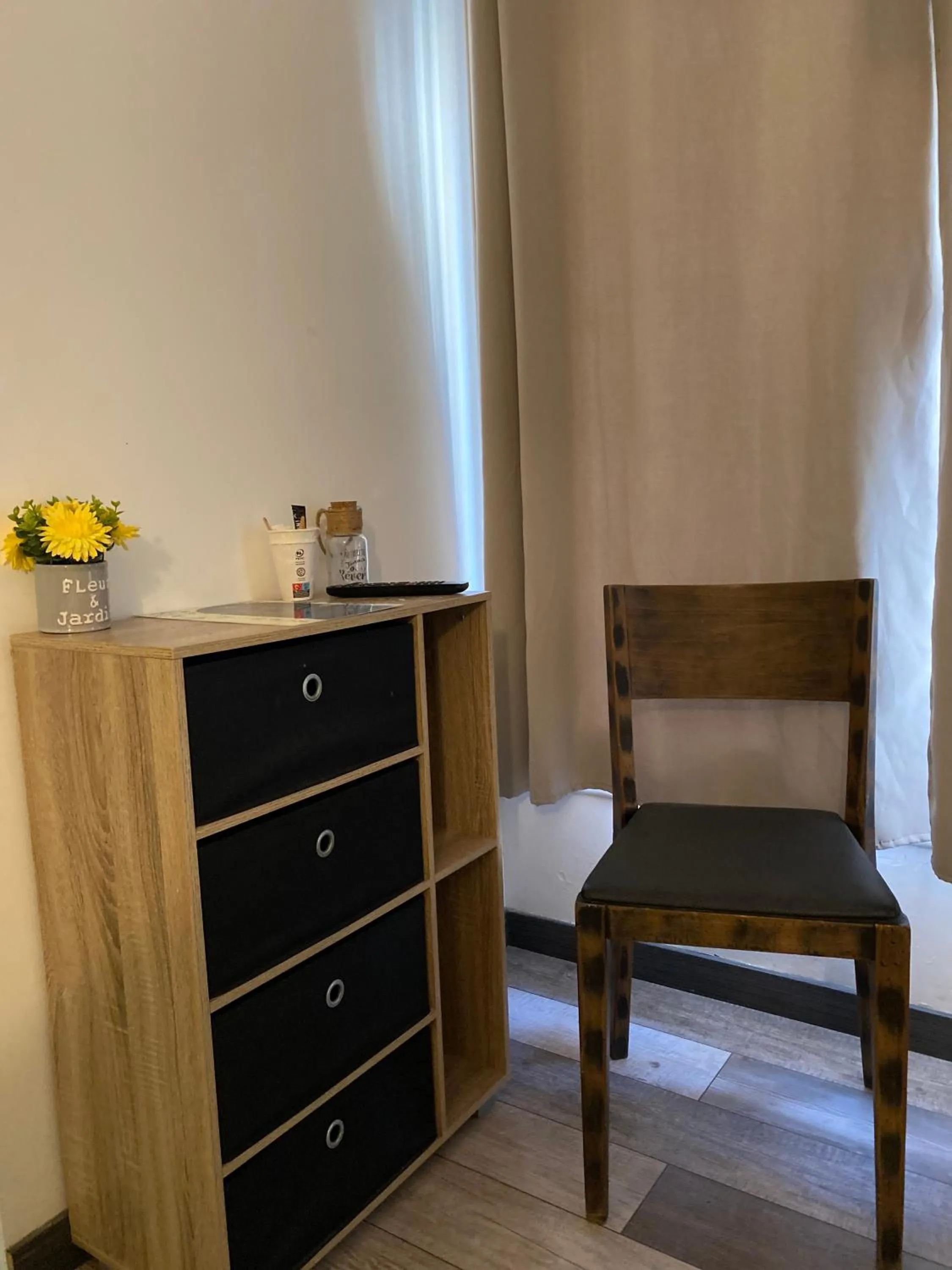 Seating area in Hôtel des Beaux Arts