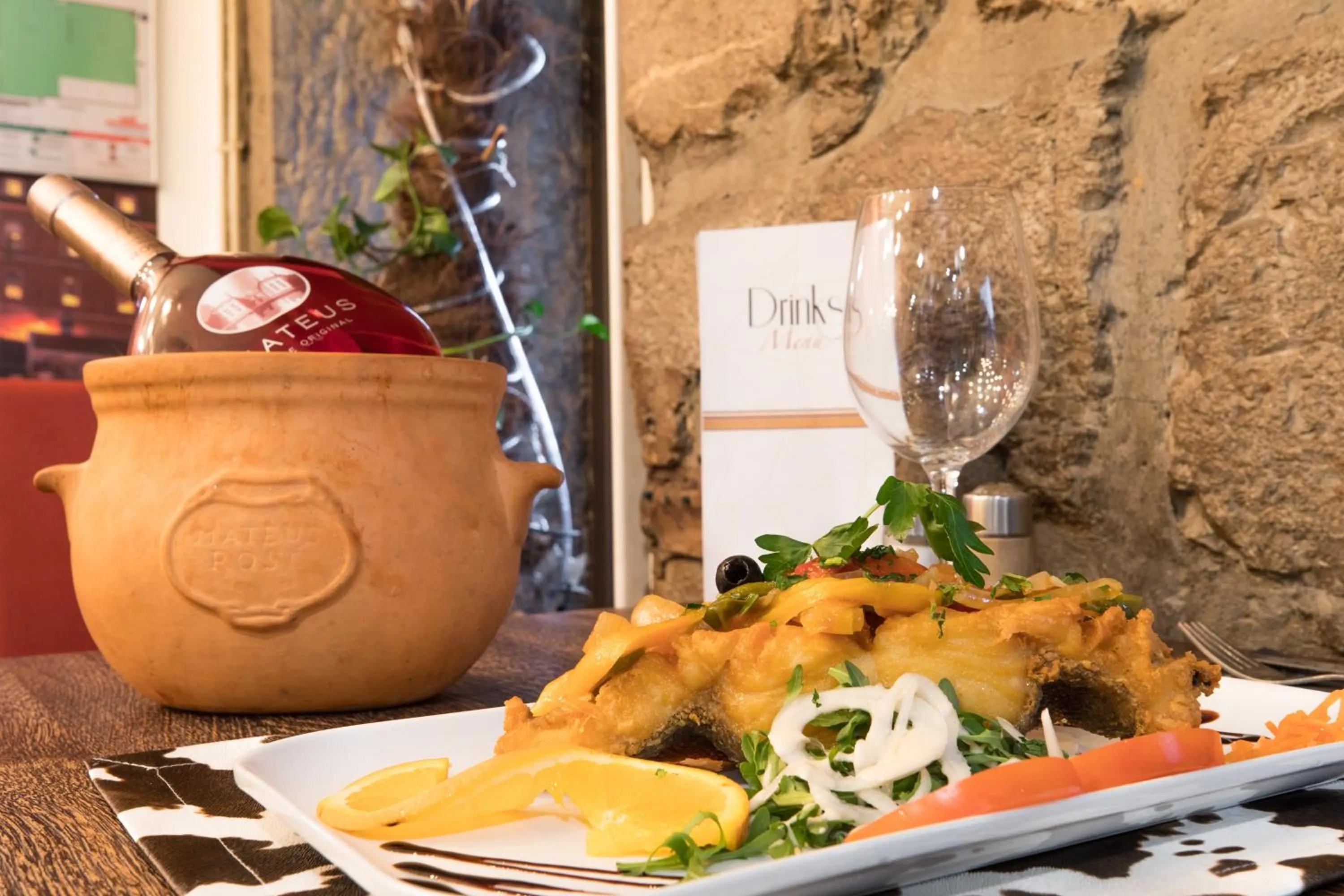 Restaurant/places to eat in Hôtel des Beaux Arts