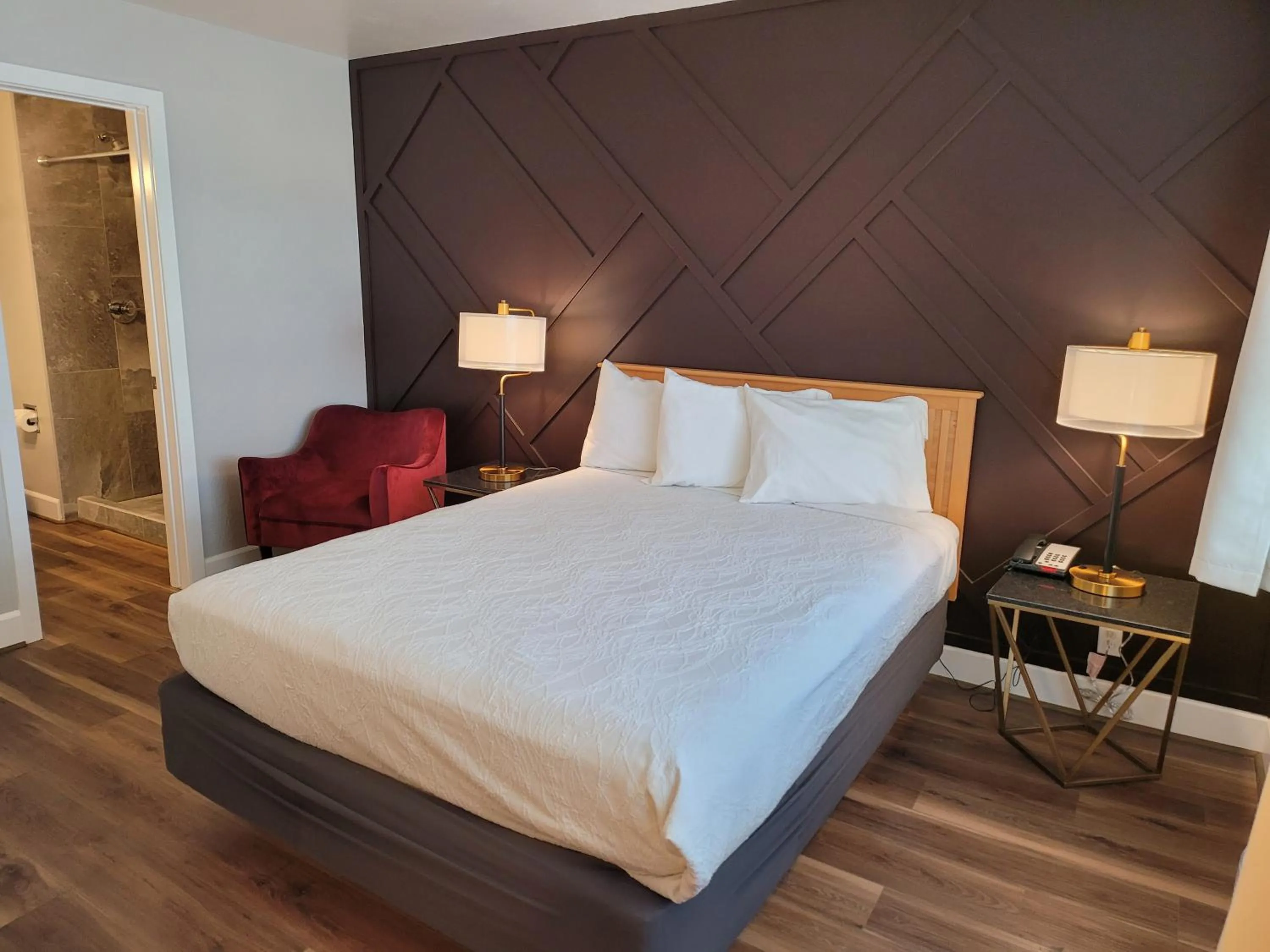 Bedroom, Bed in Bridge Street Inn