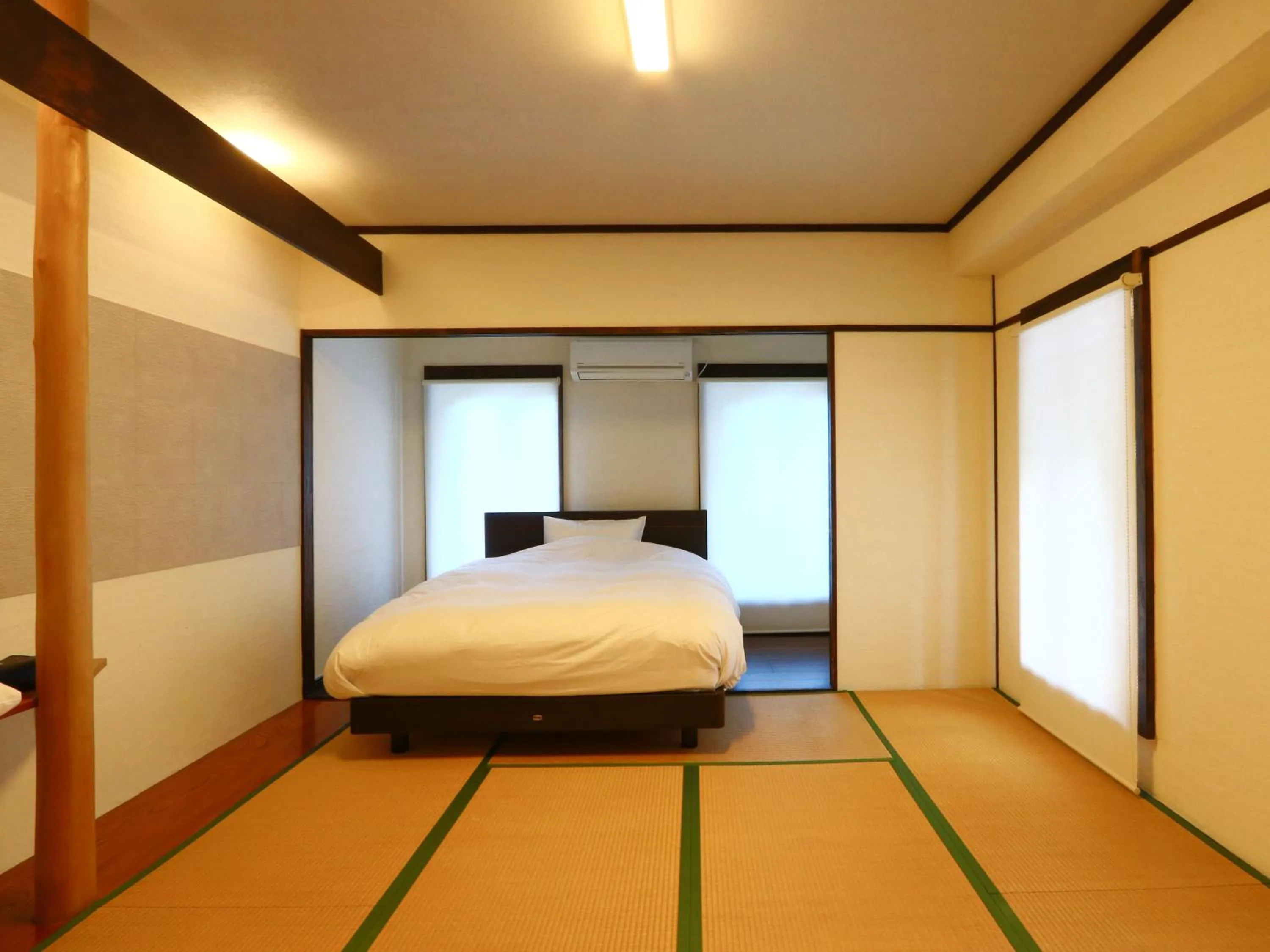 Bedroom, Bed in Mujuan