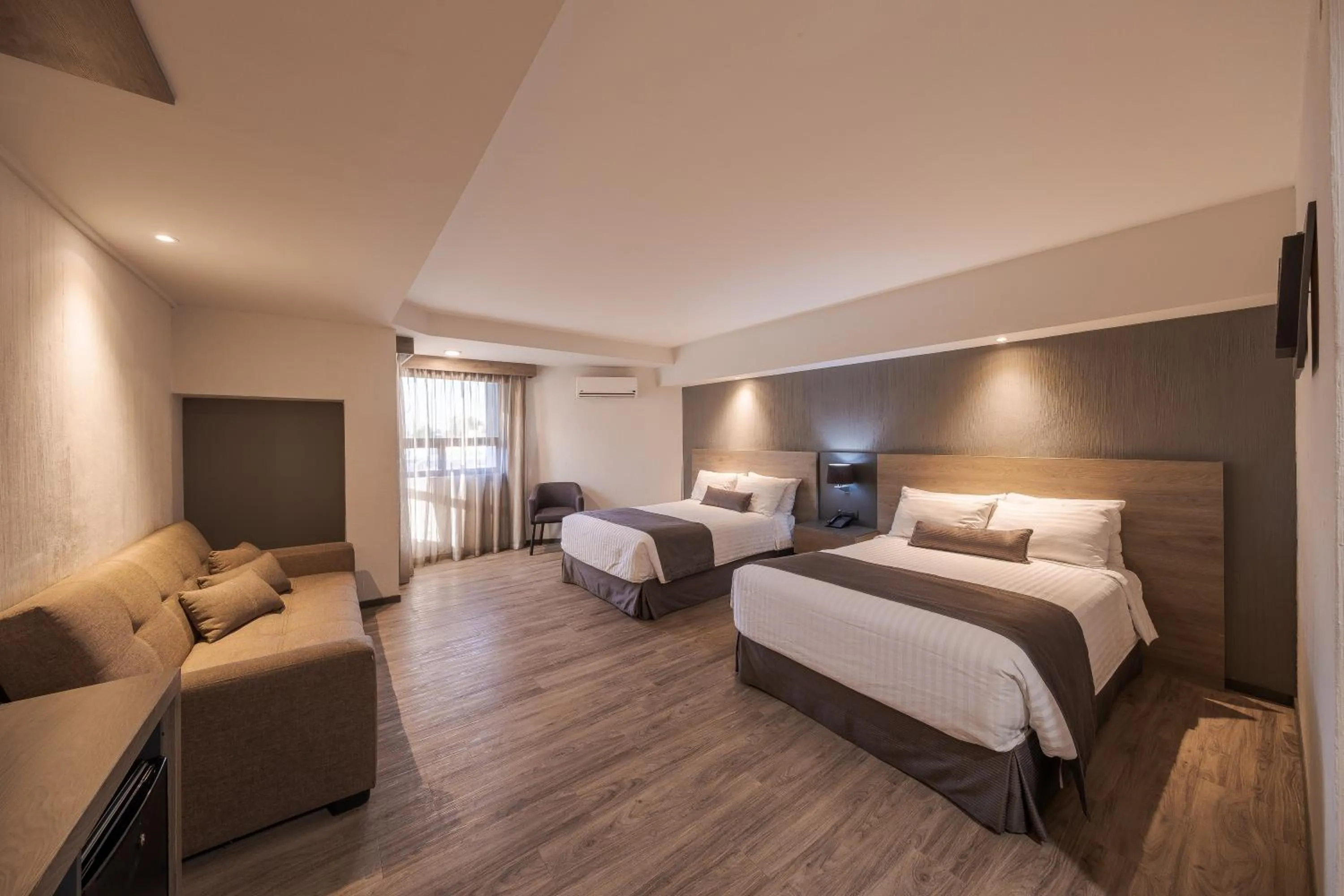 Bedroom, Bed in Hotel Malibu