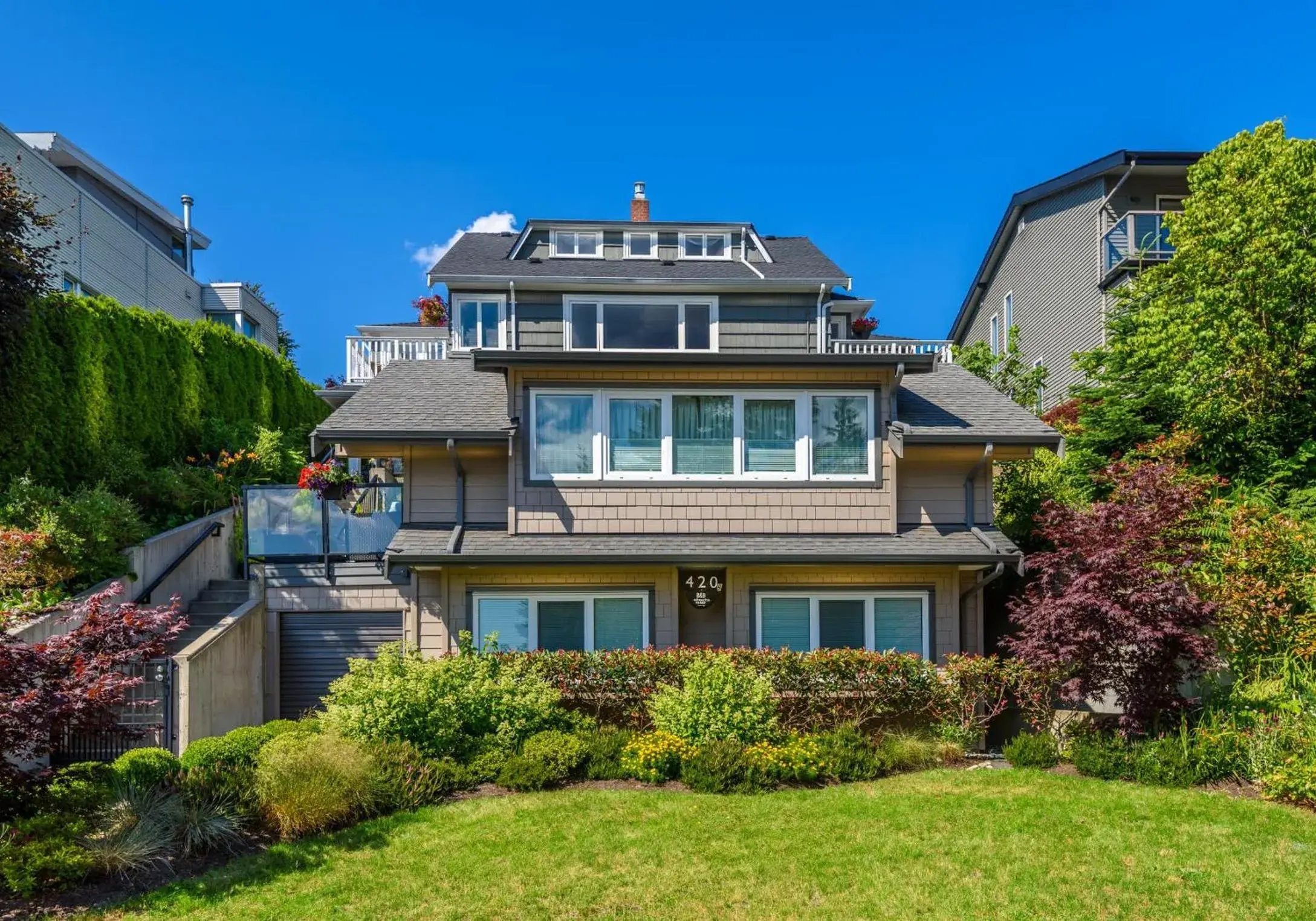 Crystal's View Bed & Breakfast Crystal's View Bed & Breakfast