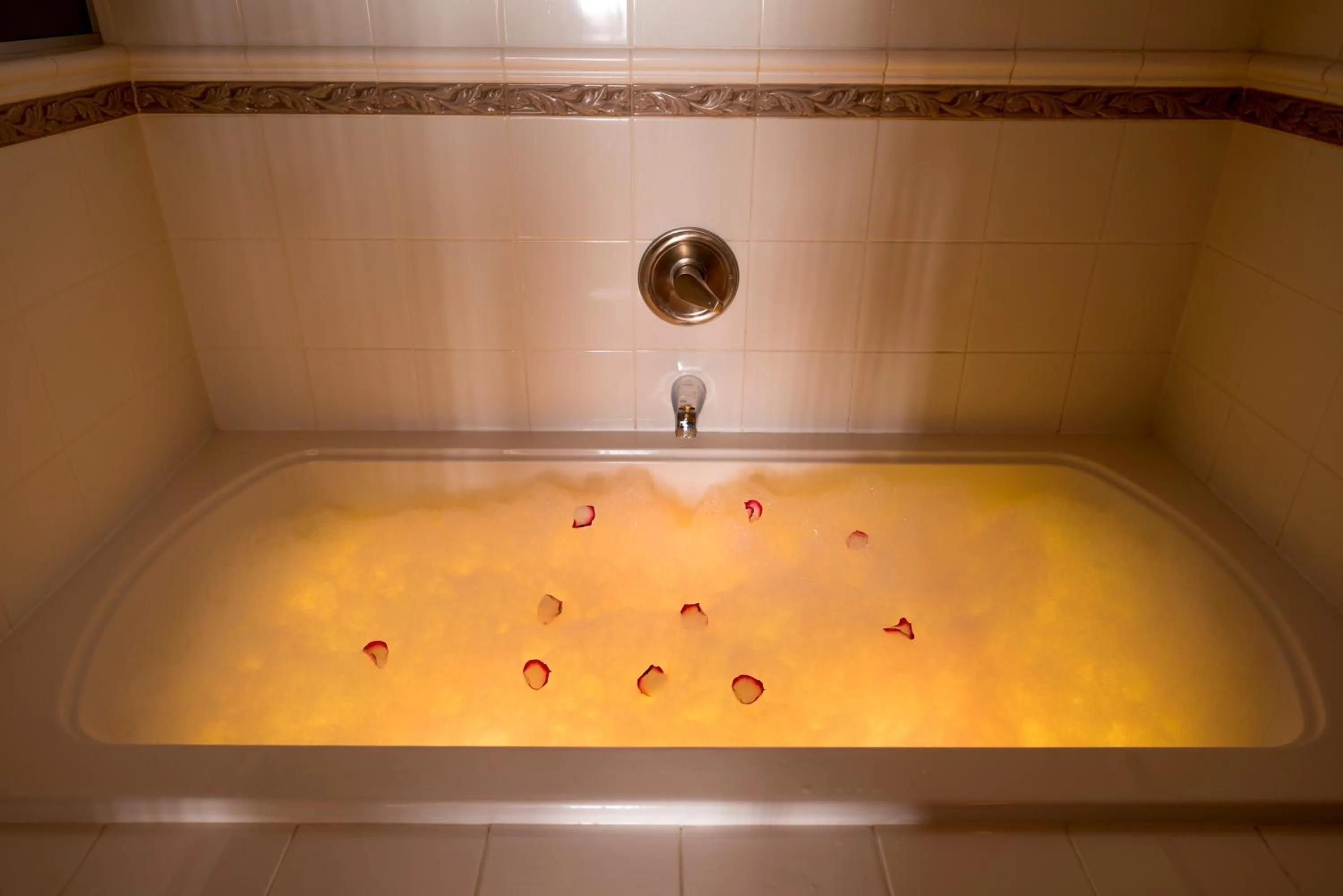 Bathroom in Crystal's View Bed & Breakfast