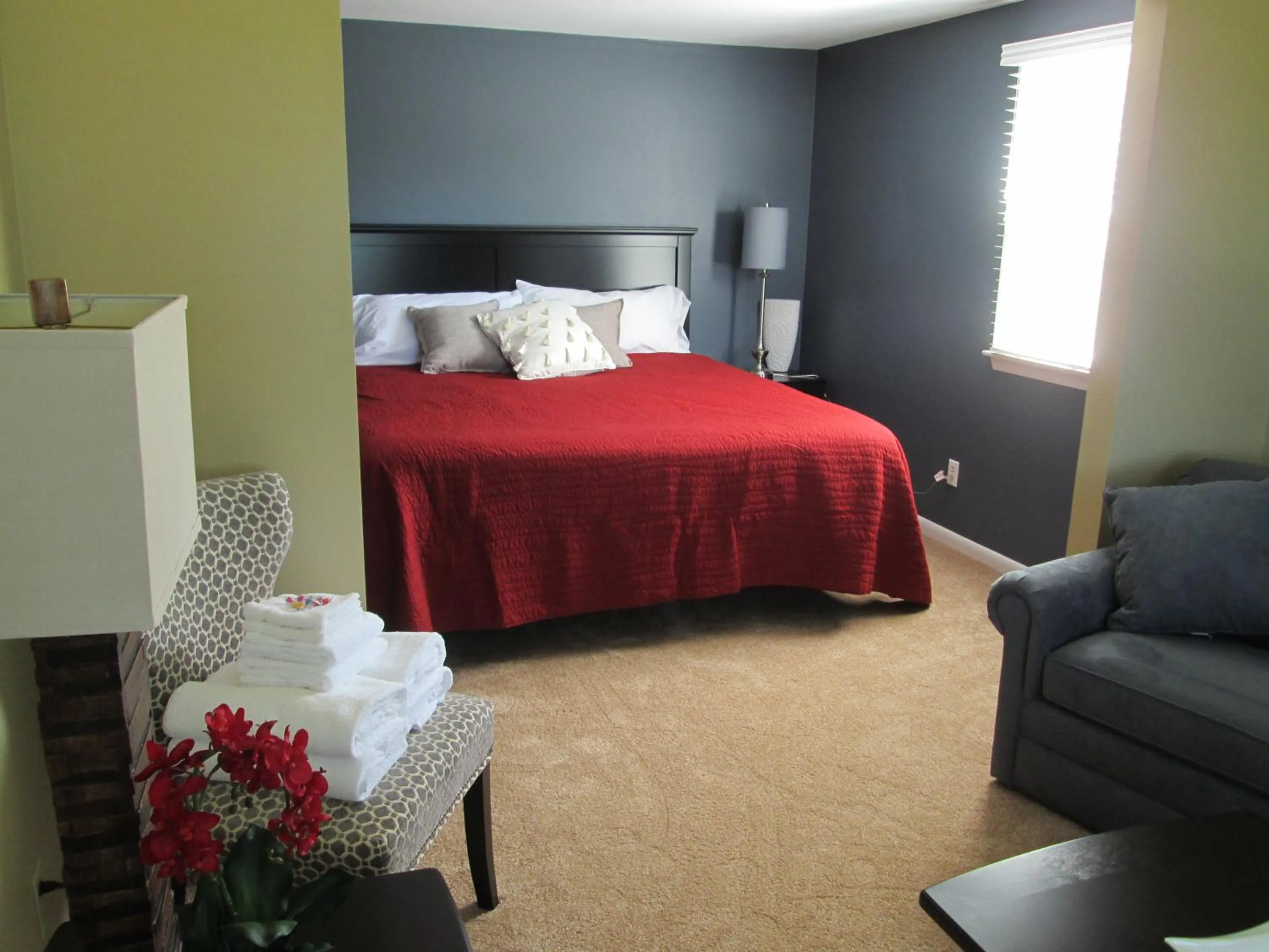 Bed in Byrncliff Golf Resort