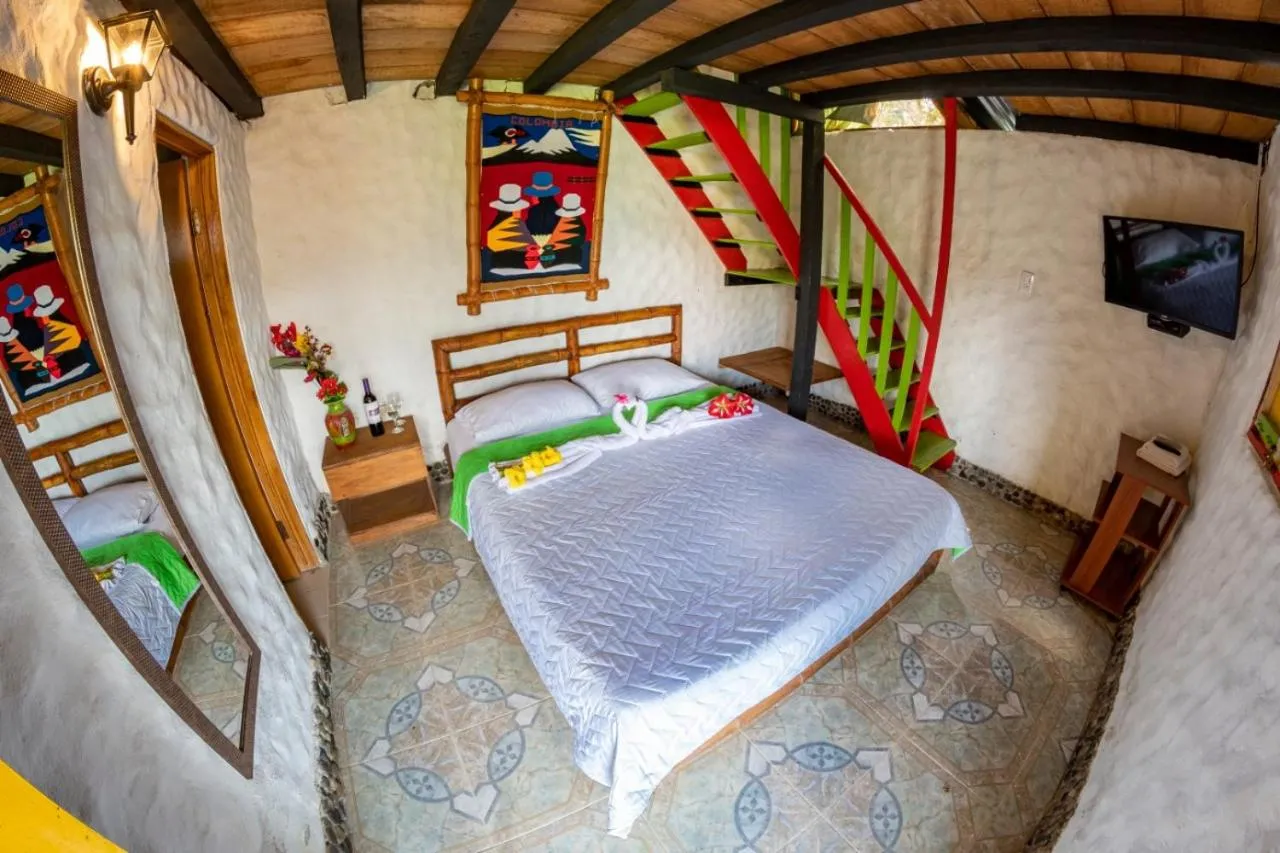Family Room with Private Bathroom in Hotel Alto de los Andaquies