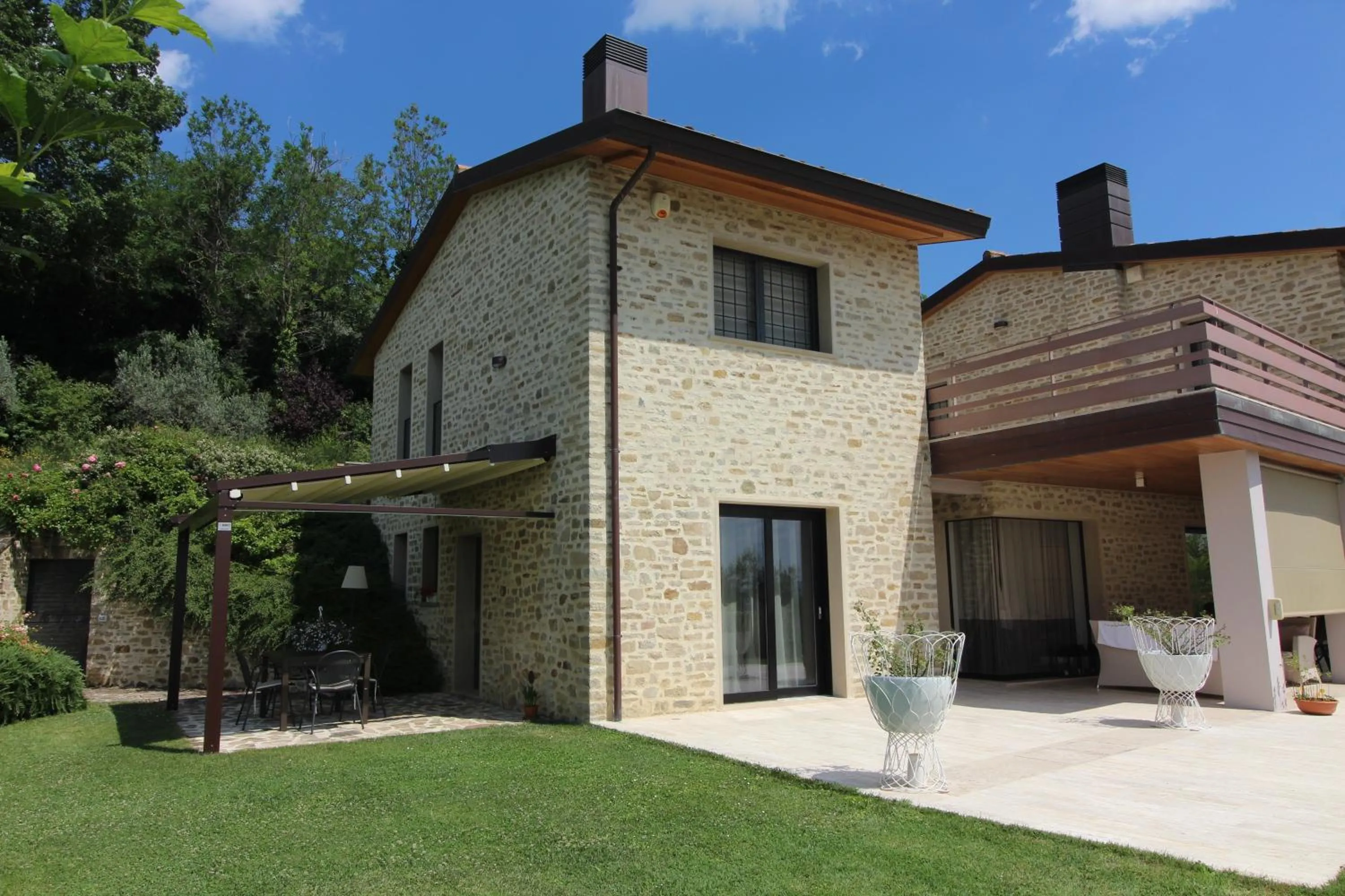 Property building in Amazing Assisi