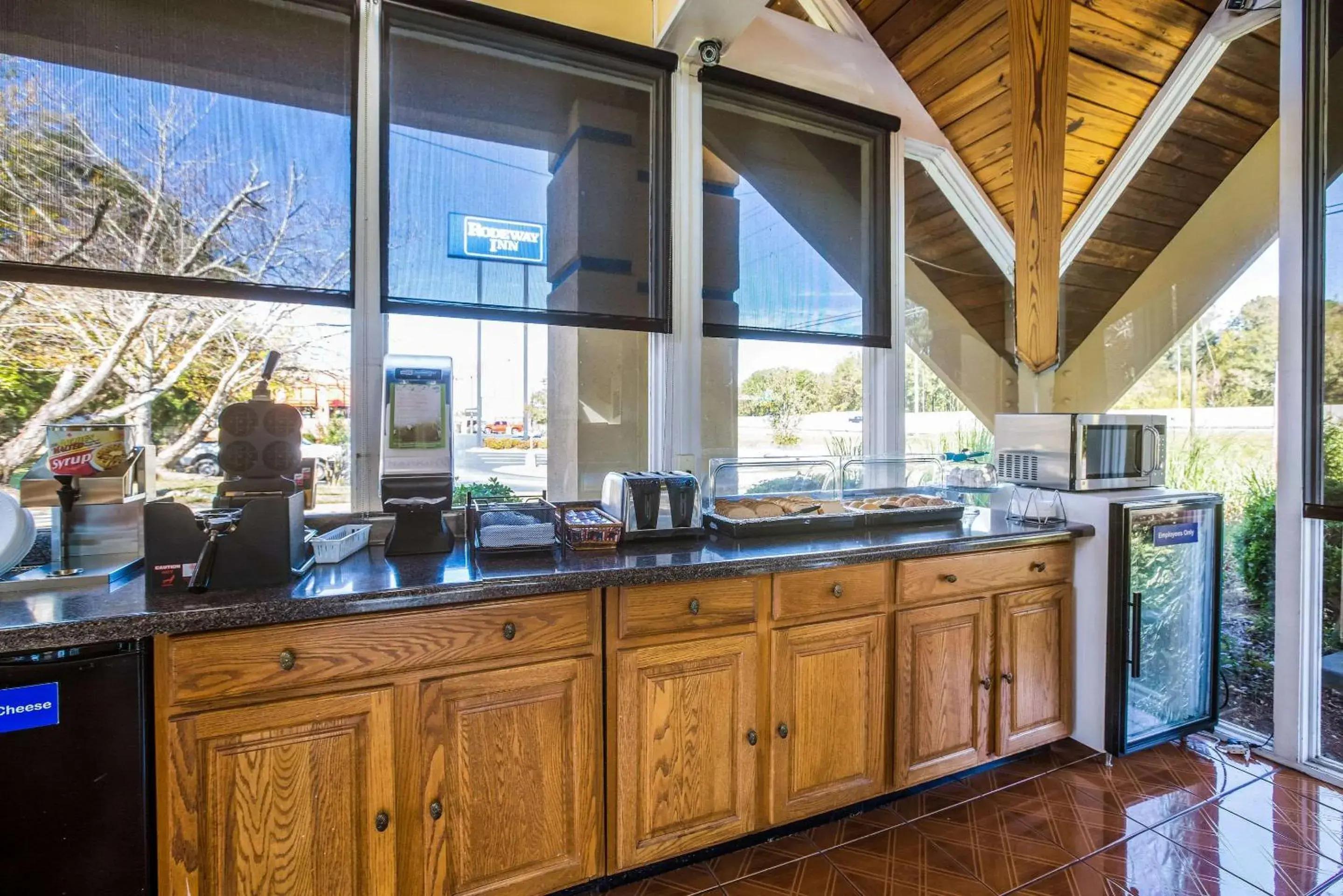 Restaurant/places to eat in Super 8 by Wyndham Macon GA Restaurant/places to eat in Super 8 by Wyndham Macon GA