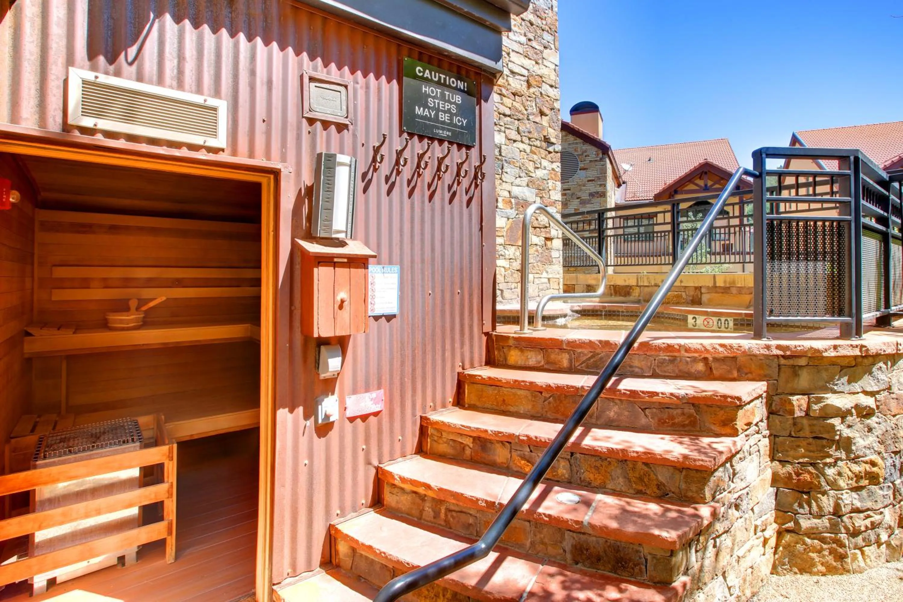 Hot Tub in Lumiere by Dunton