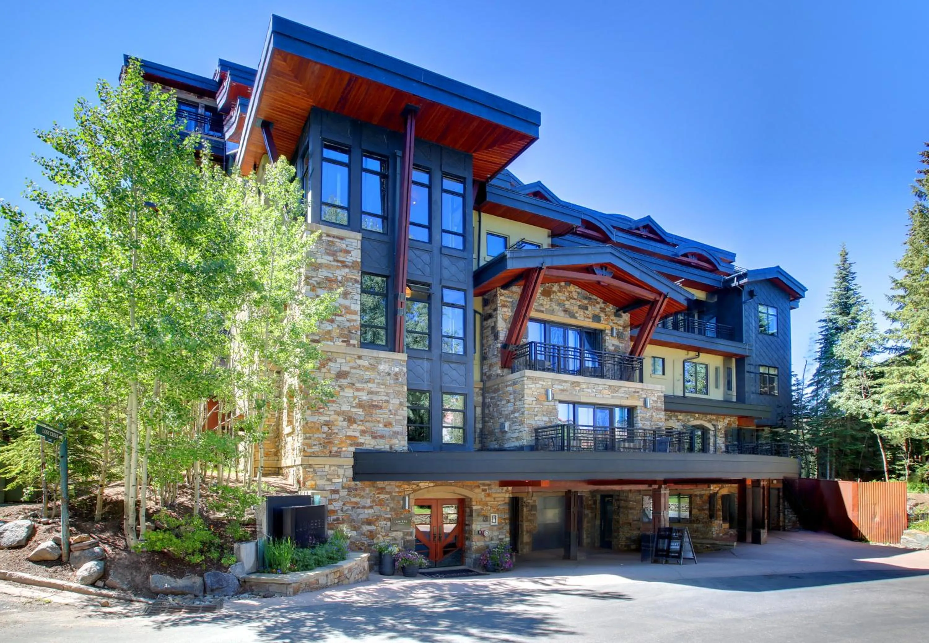 Facade/entrance in Lumiere by Dunton